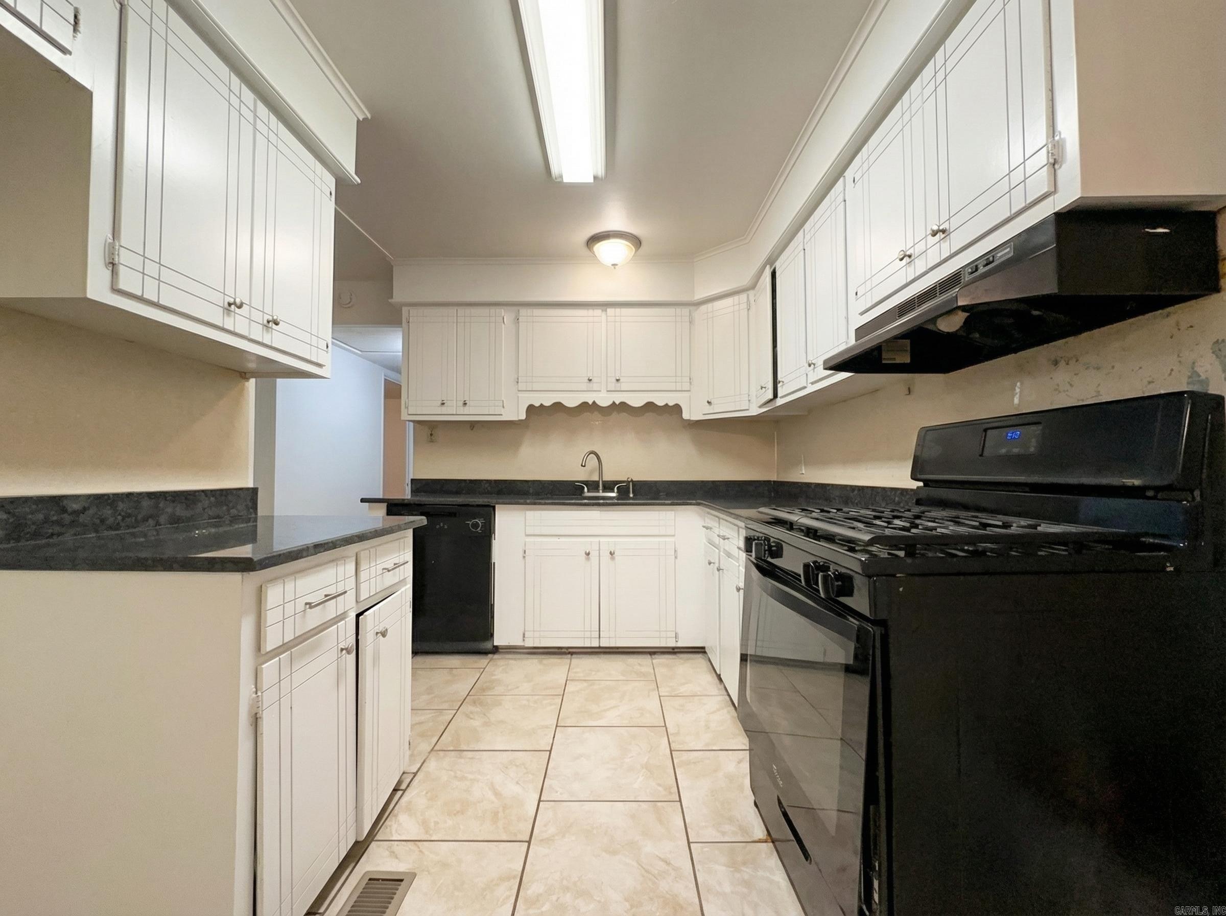 35 N Meadowcliff Dr  Little Rock, AR