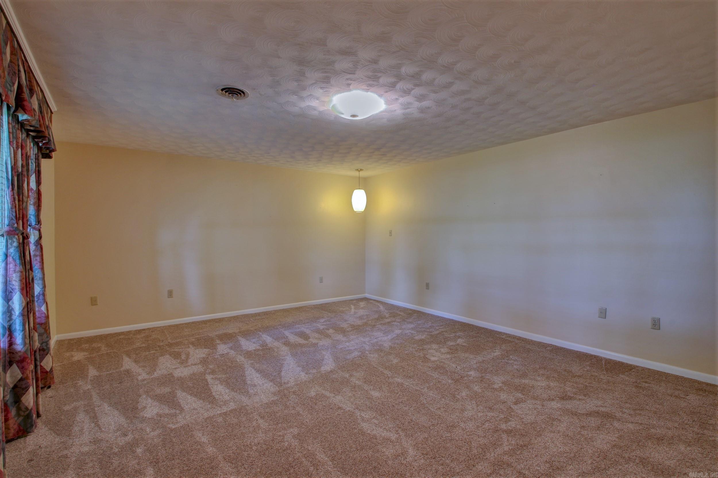 3407 S 65  Pine Bluff, AR