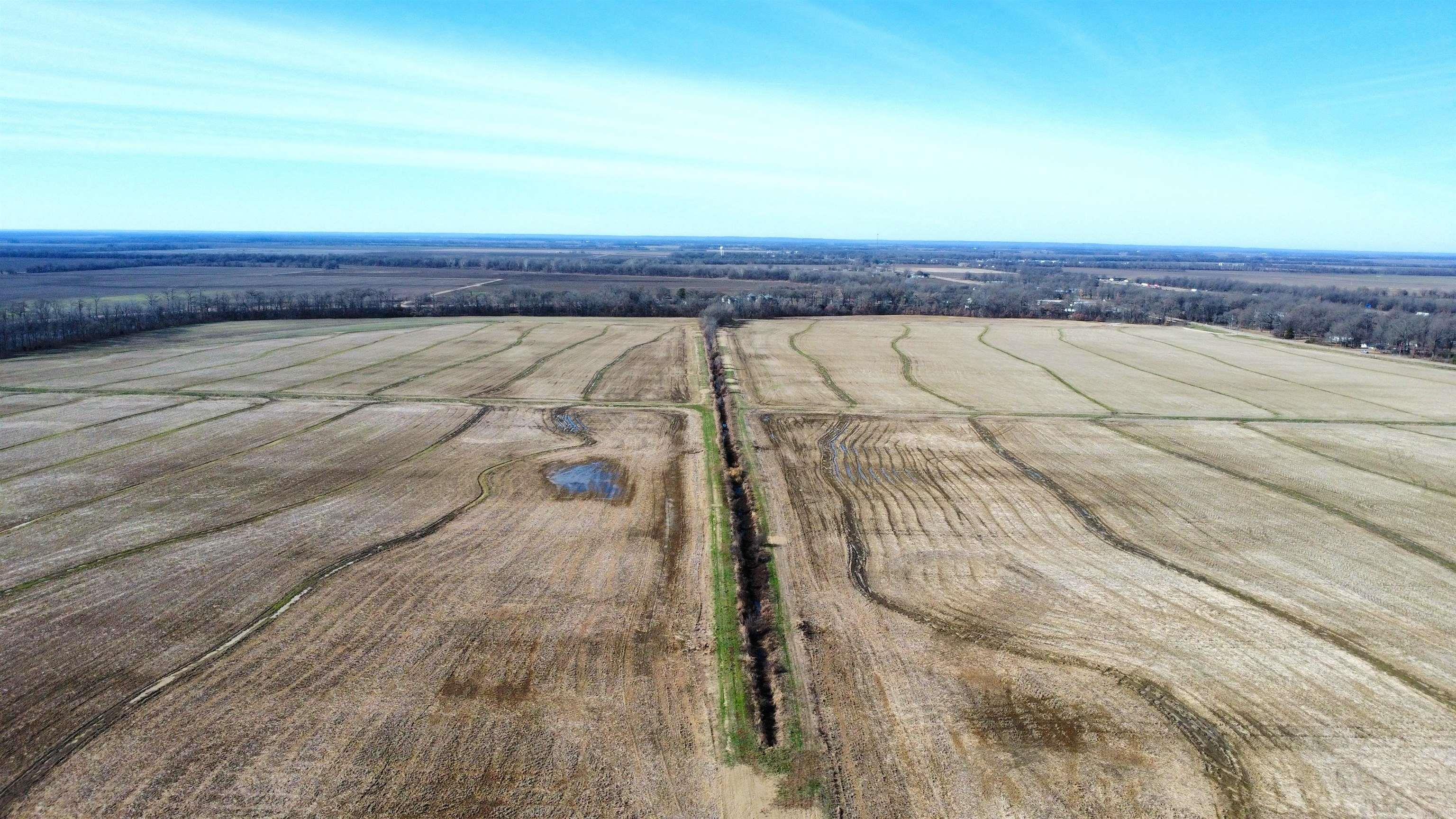 21870 highway 70  Heth, AR