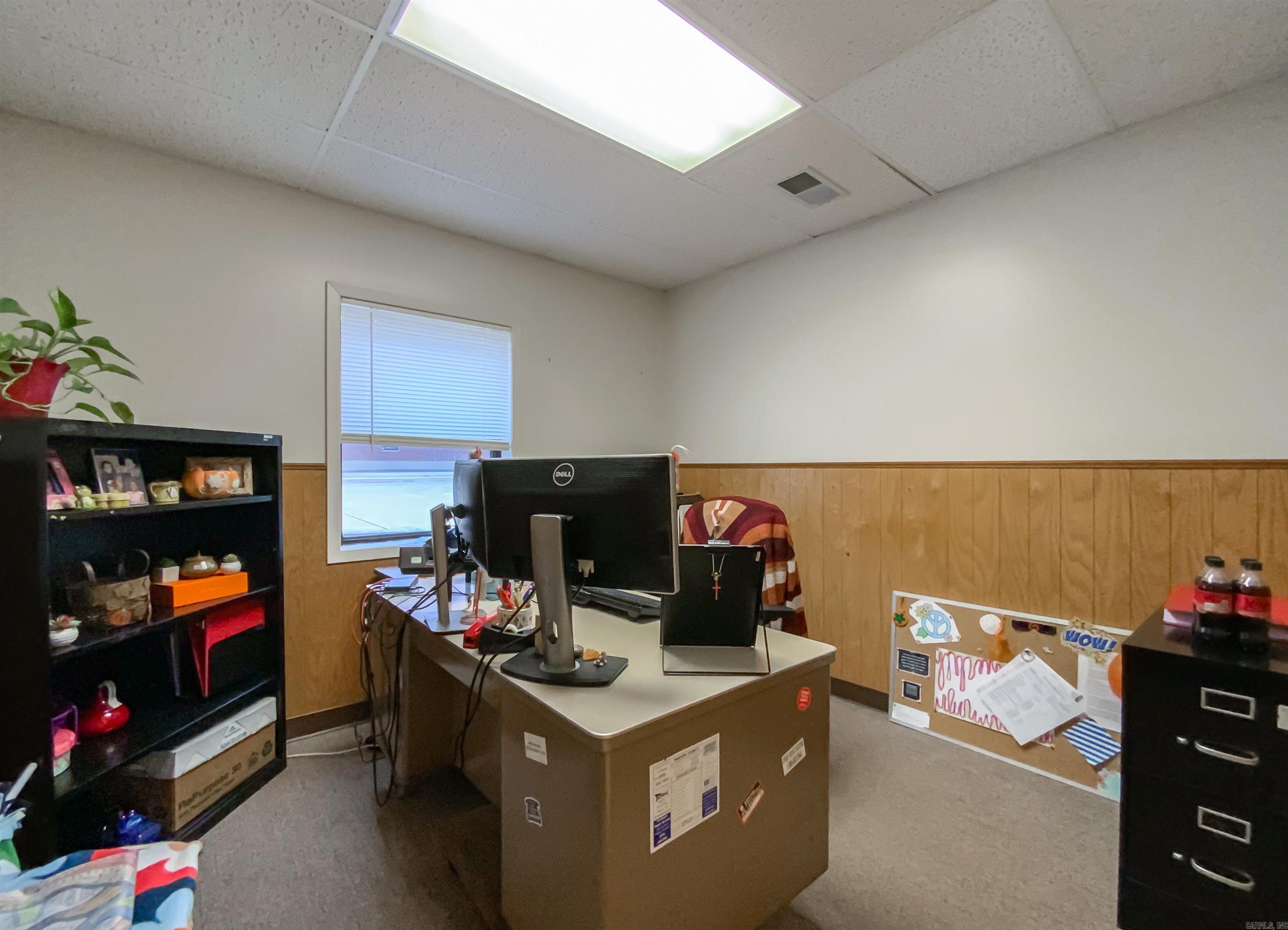 114 E Old Main  Yellville, AR