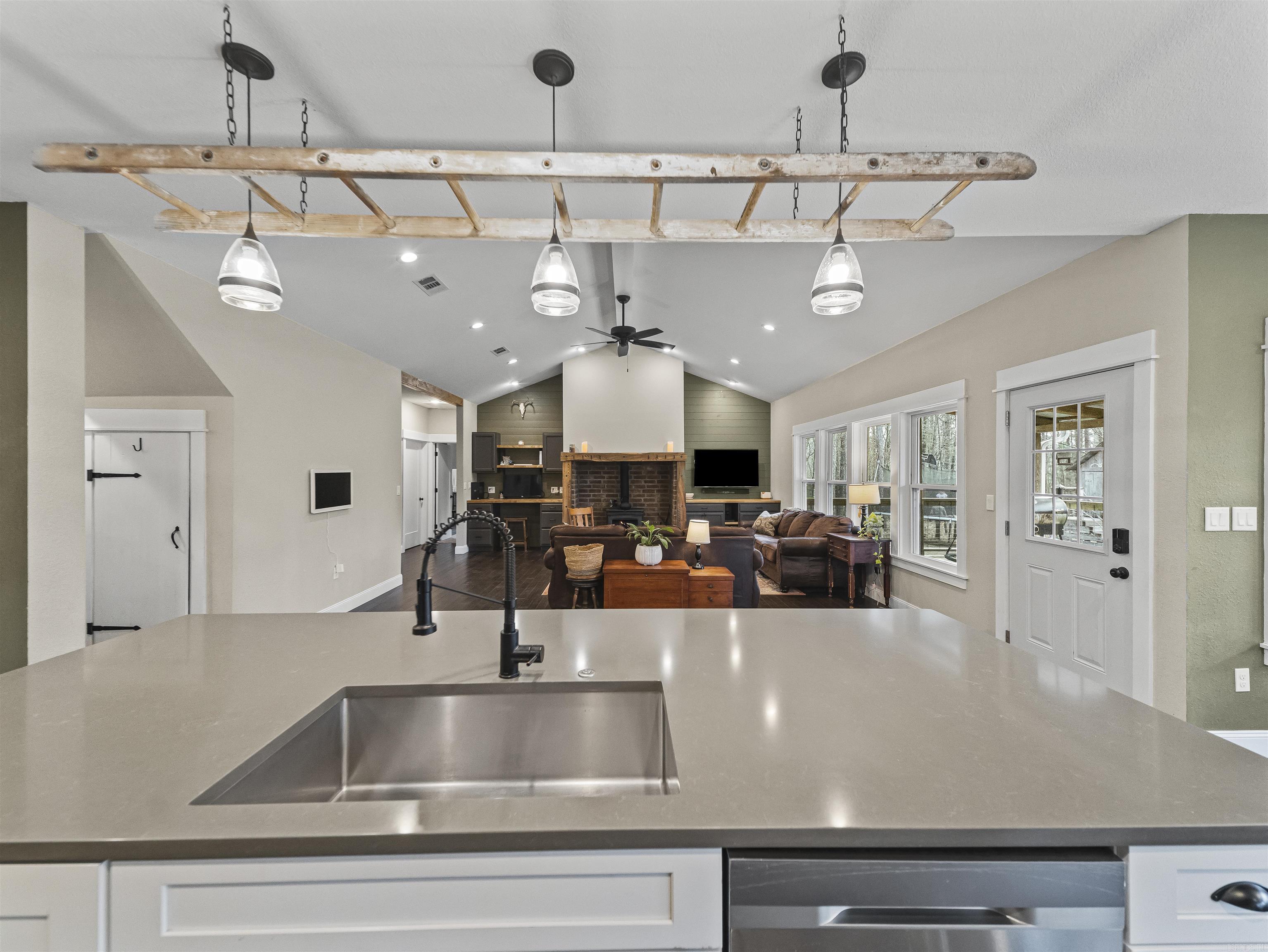 95 Thunder Mountain  Caddo Gap, AR