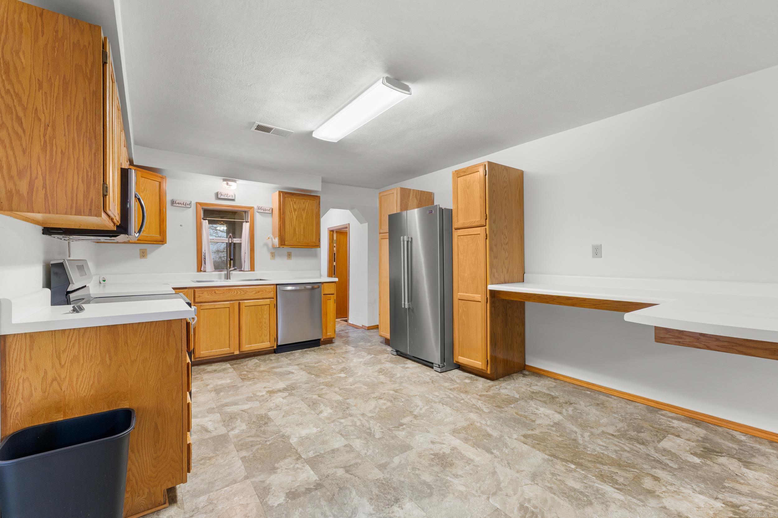 9913 Hwy 5 N  Midway, AR