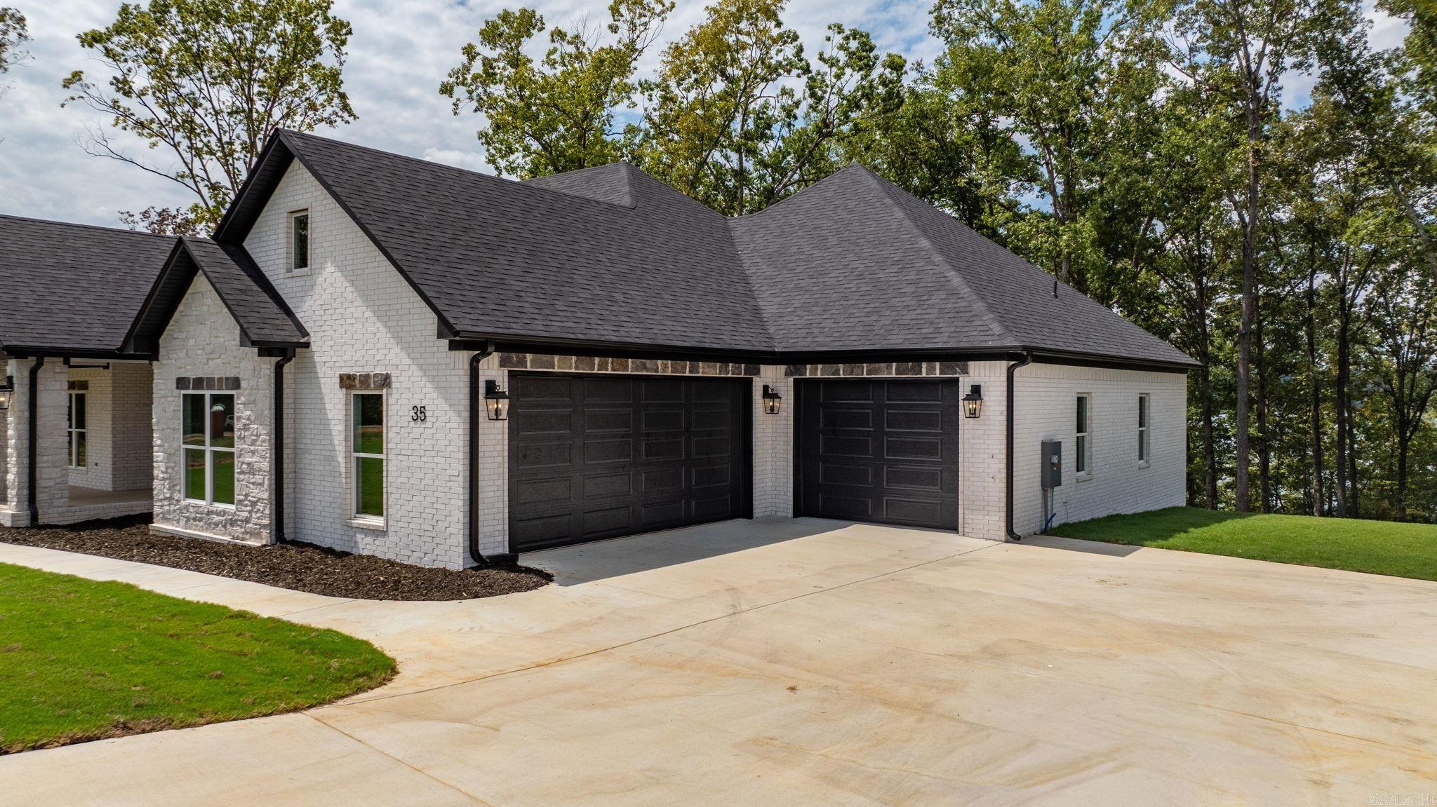 35 Elrod Drive  Greers Ferry, AR