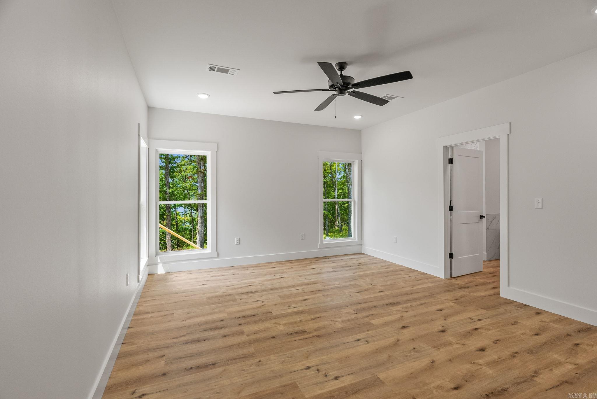 35 Elrod Drive  Greers Ferry, AR