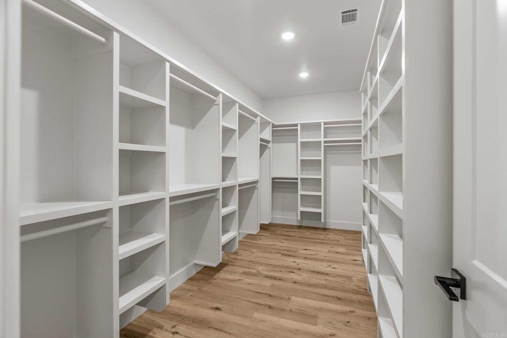 35 Elrod Drive  Greers Ferry, AR