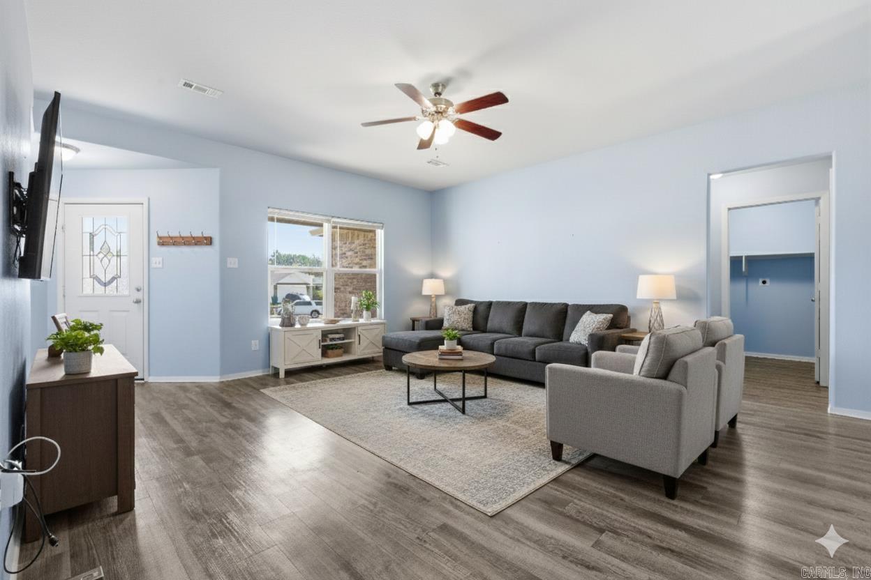 2421 Kenneth Drive  Benton, AR