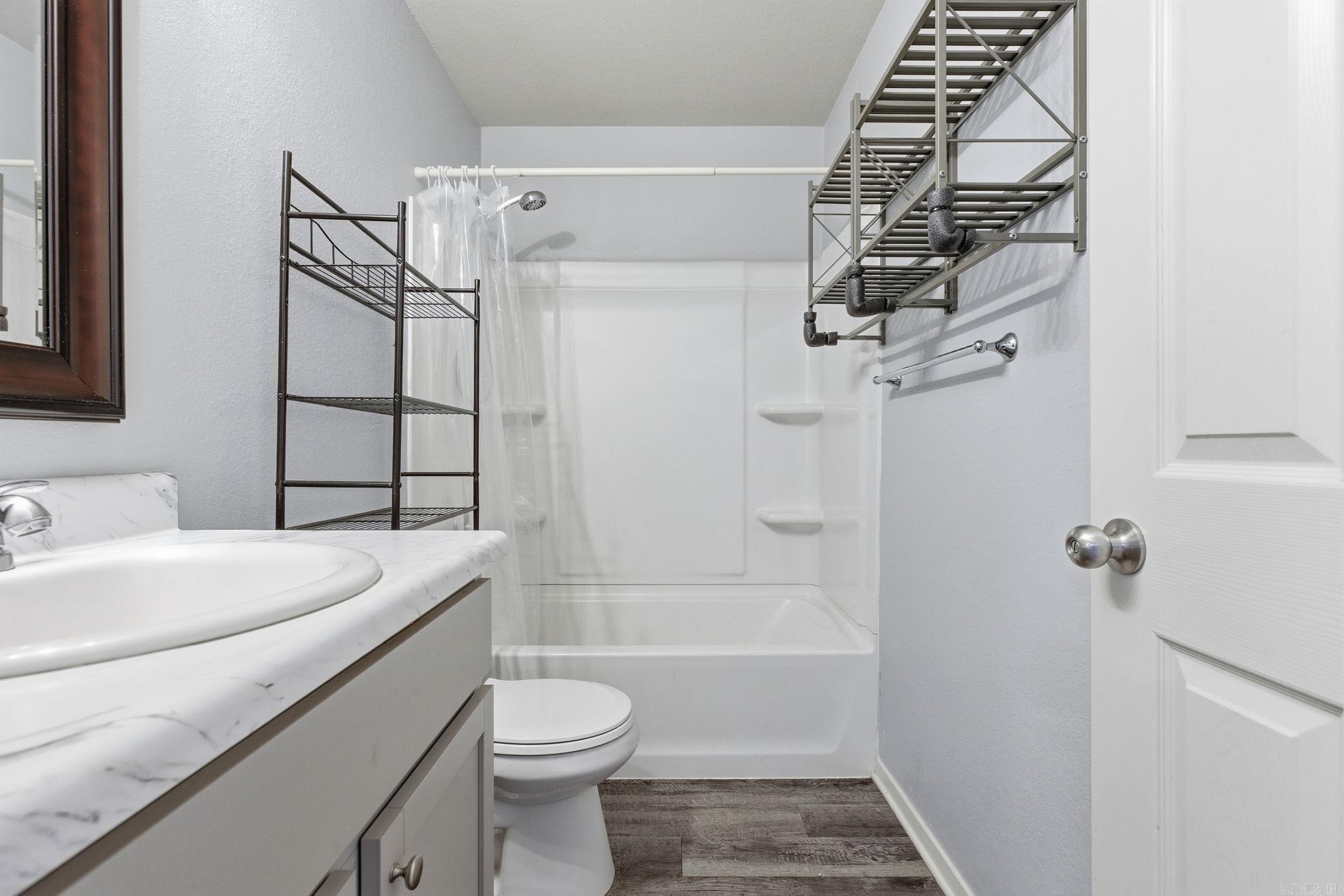 2421 Kenneth Drive  Benton, AR