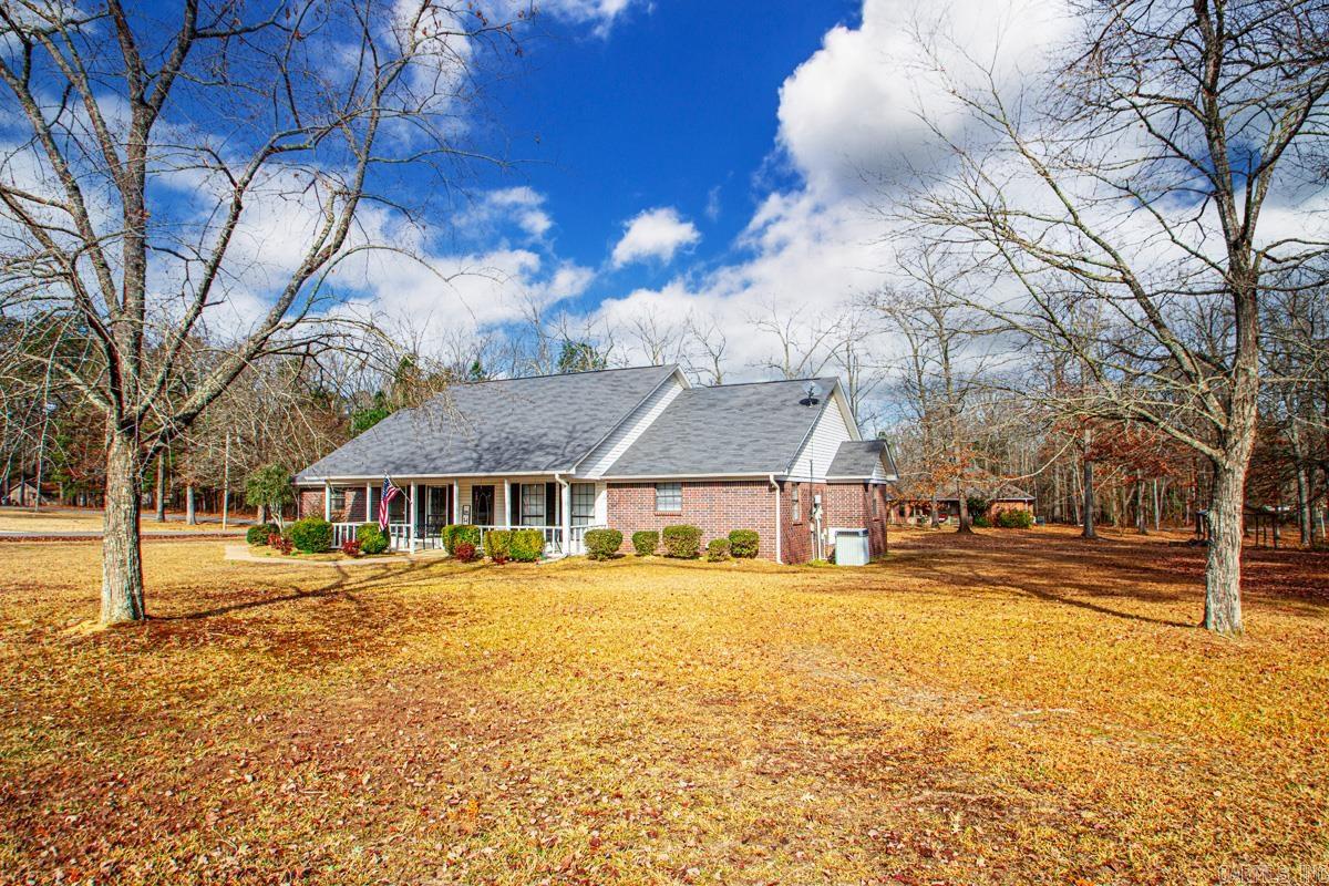 700 Shannon  Sheridan, AR