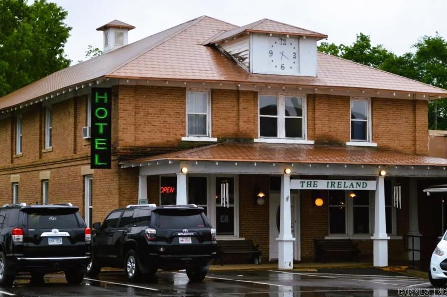 69 Courthouse Square  Murfreesboro, AR