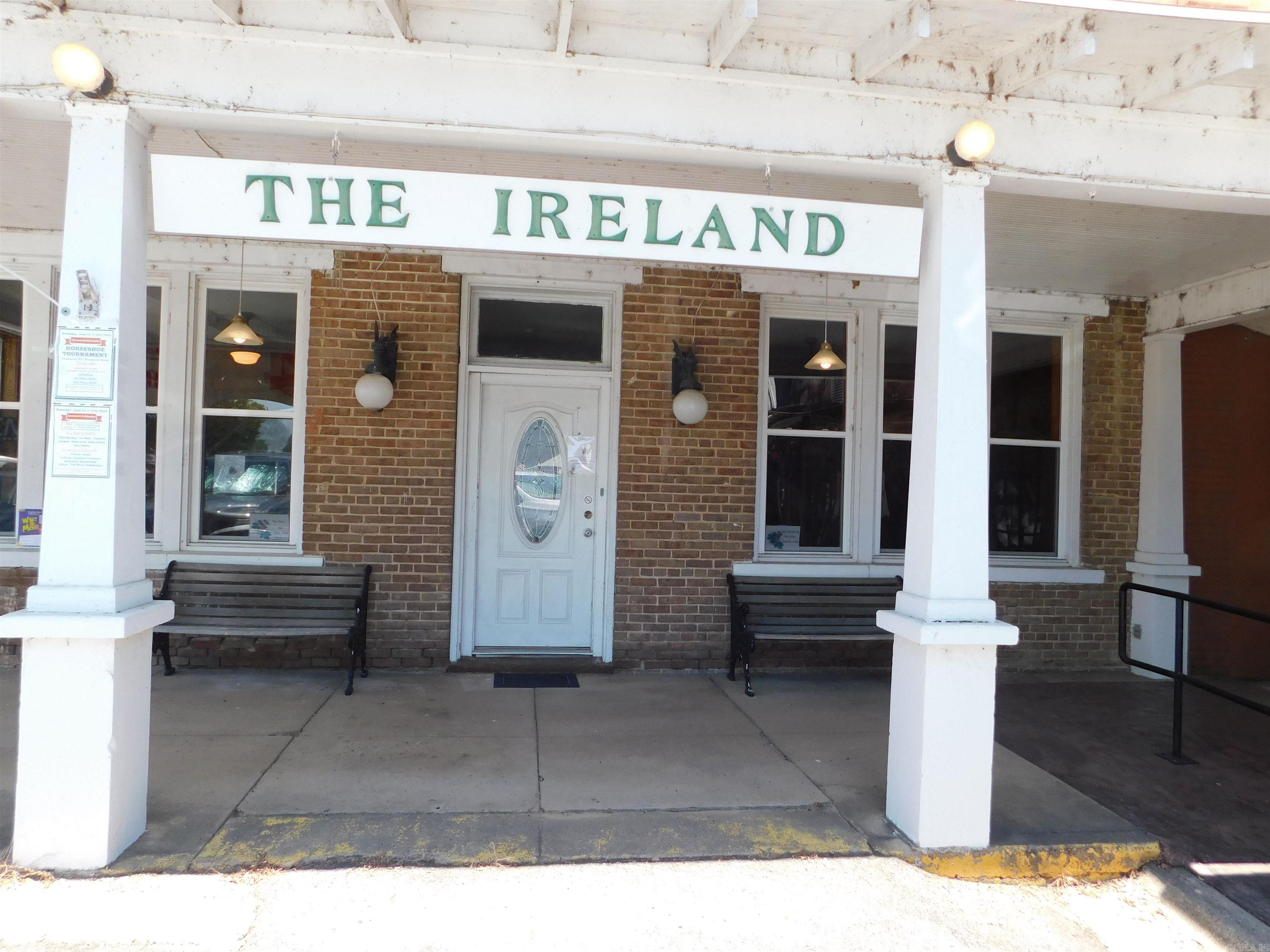 69 Courthouse Square  Murfreesboro, AR