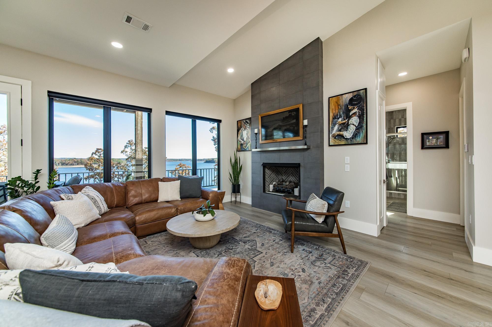 123 Sandelwood  Fairfield Bay, AR