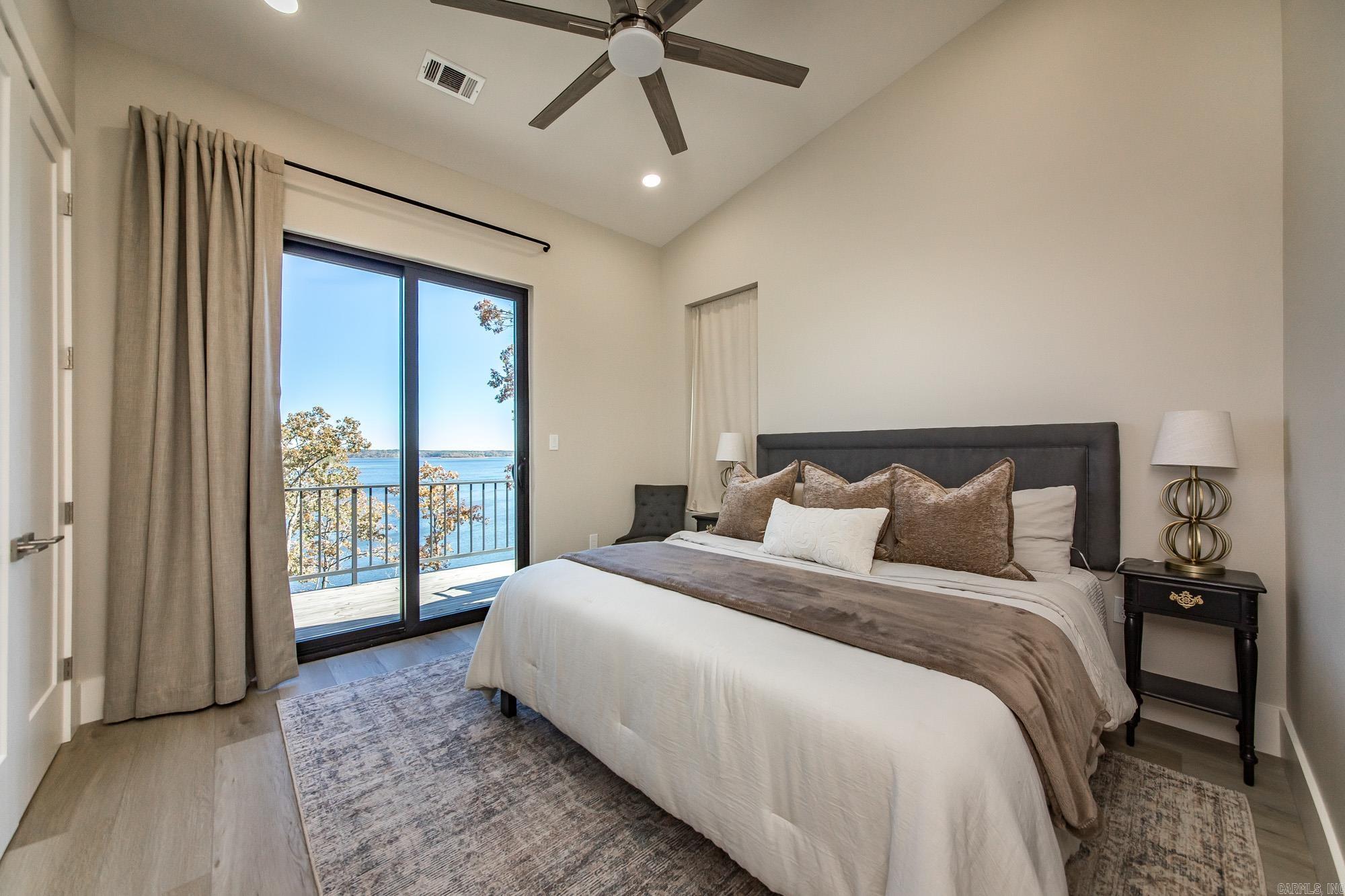 123 Sandelwood  Fairfield Bay, AR