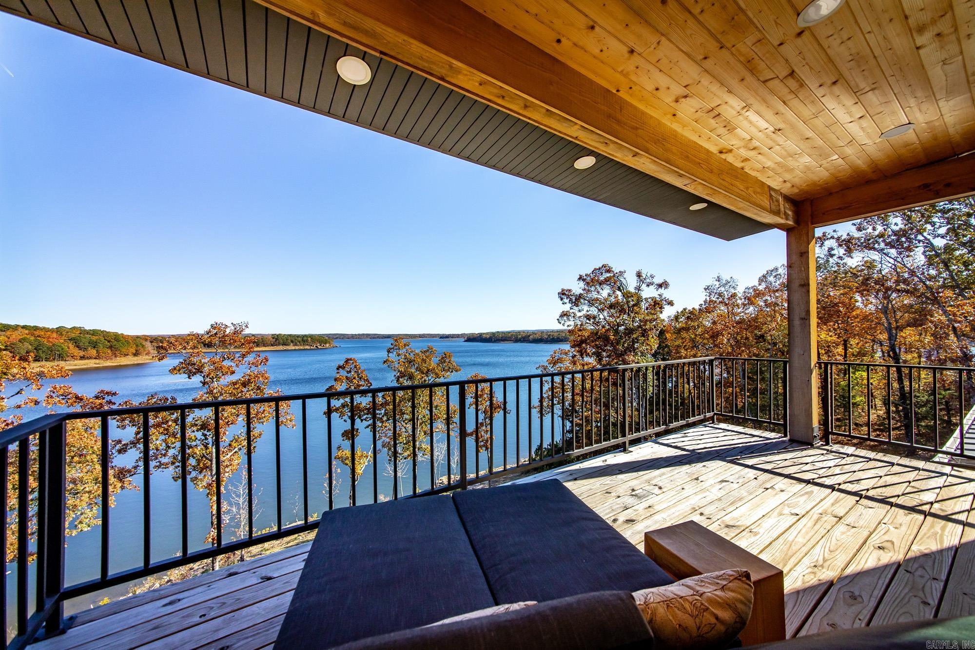 123 Sandelwood  Fairfield Bay, AR