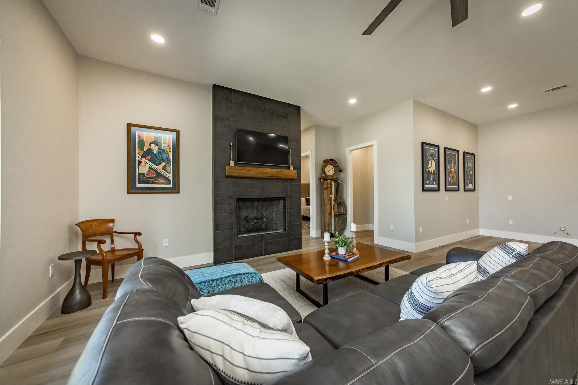 123 Sandelwood  Fairfield Bay, AR