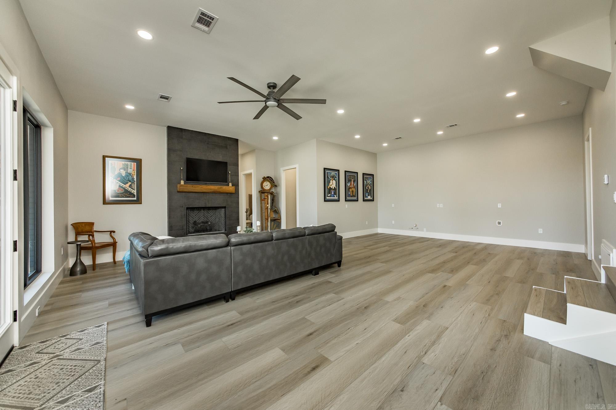 123 Sandelwood  Fairfield Bay, AR