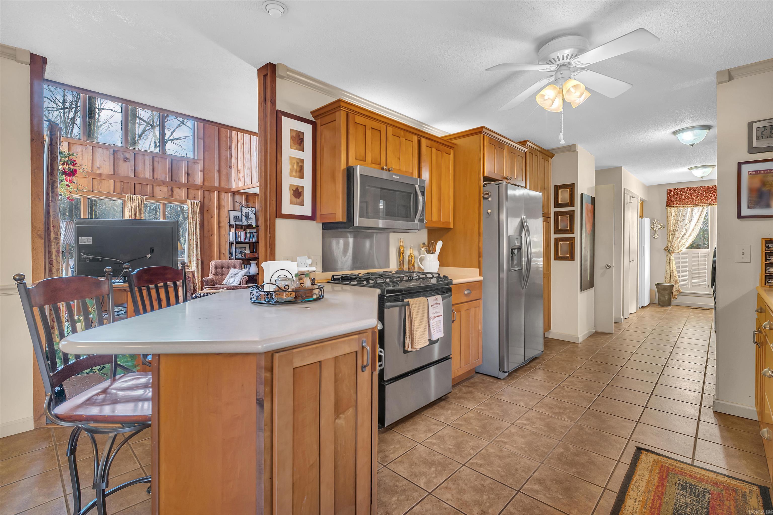 9 W Winthrop  Morrilton, AR