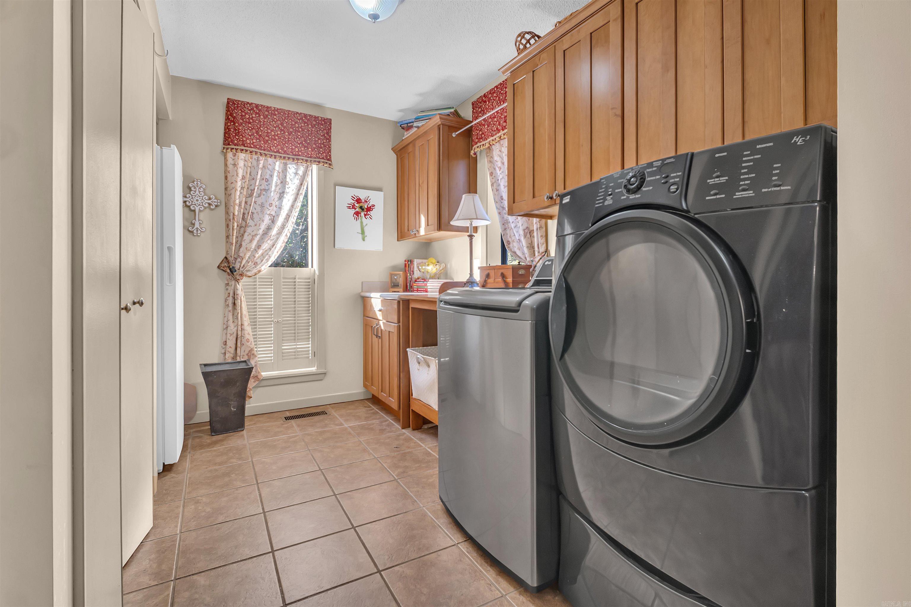 9 W Winthrop  Morrilton, AR