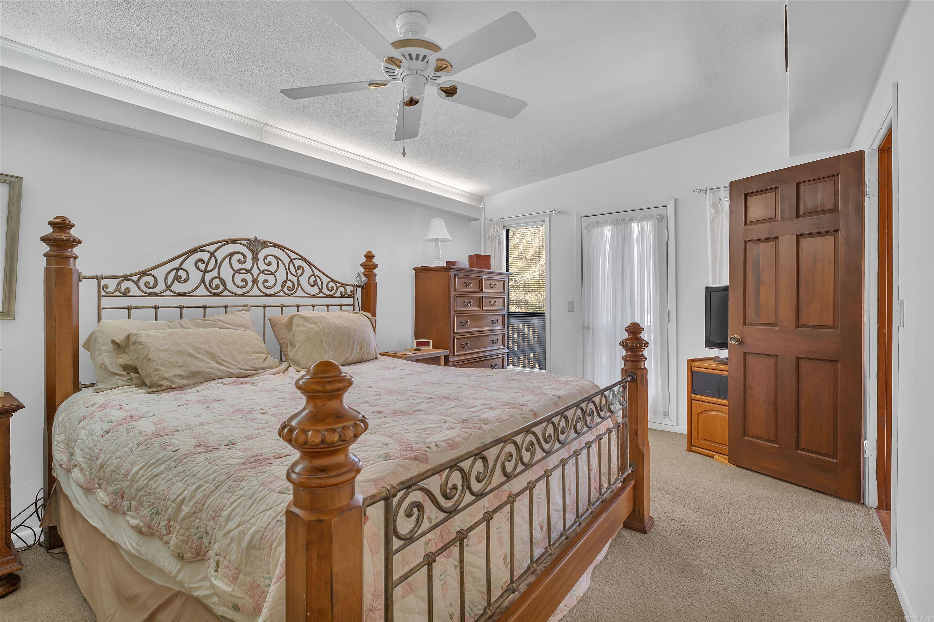 9 W Winthrop  Morrilton, AR