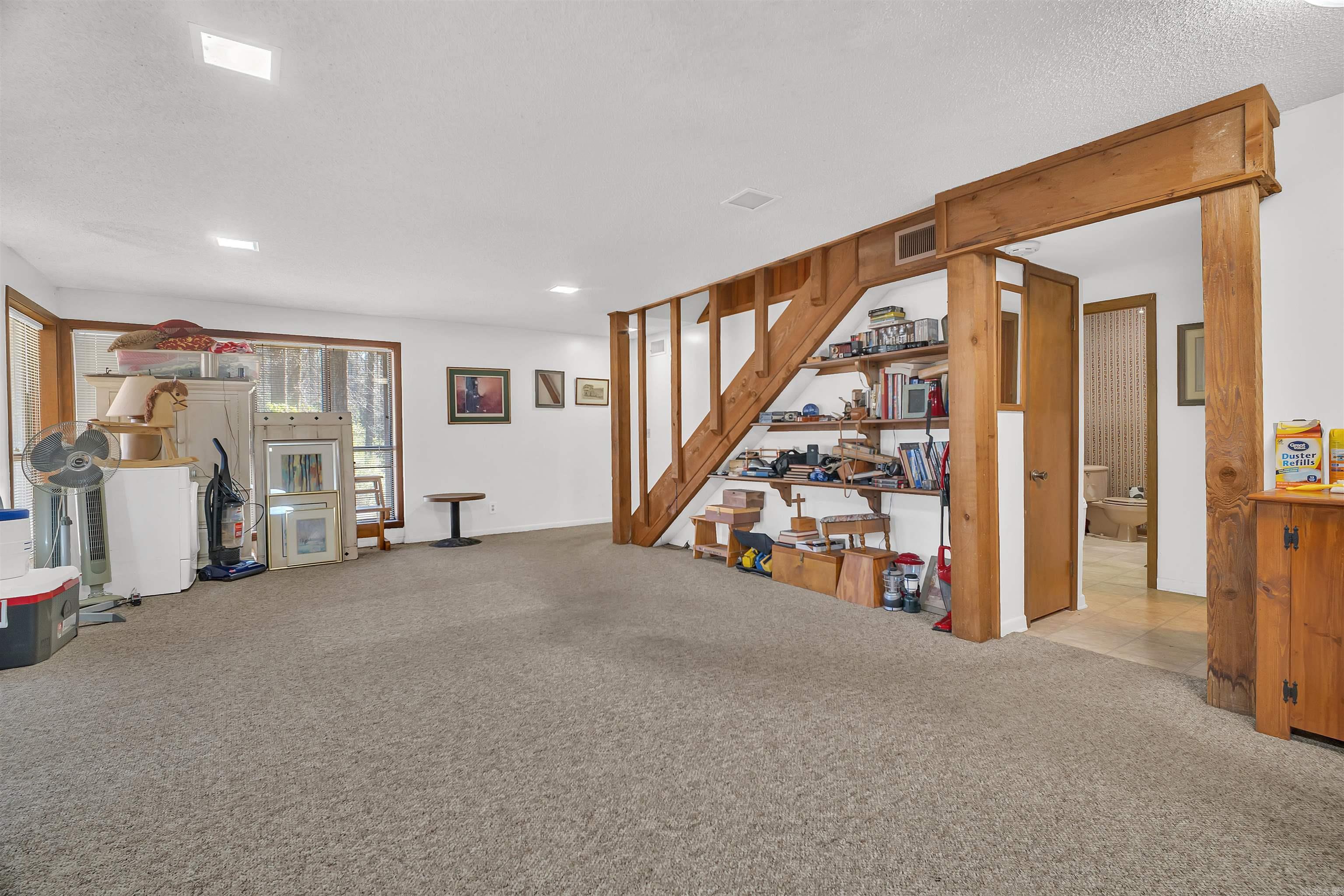 9 W Winthrop  Morrilton, AR