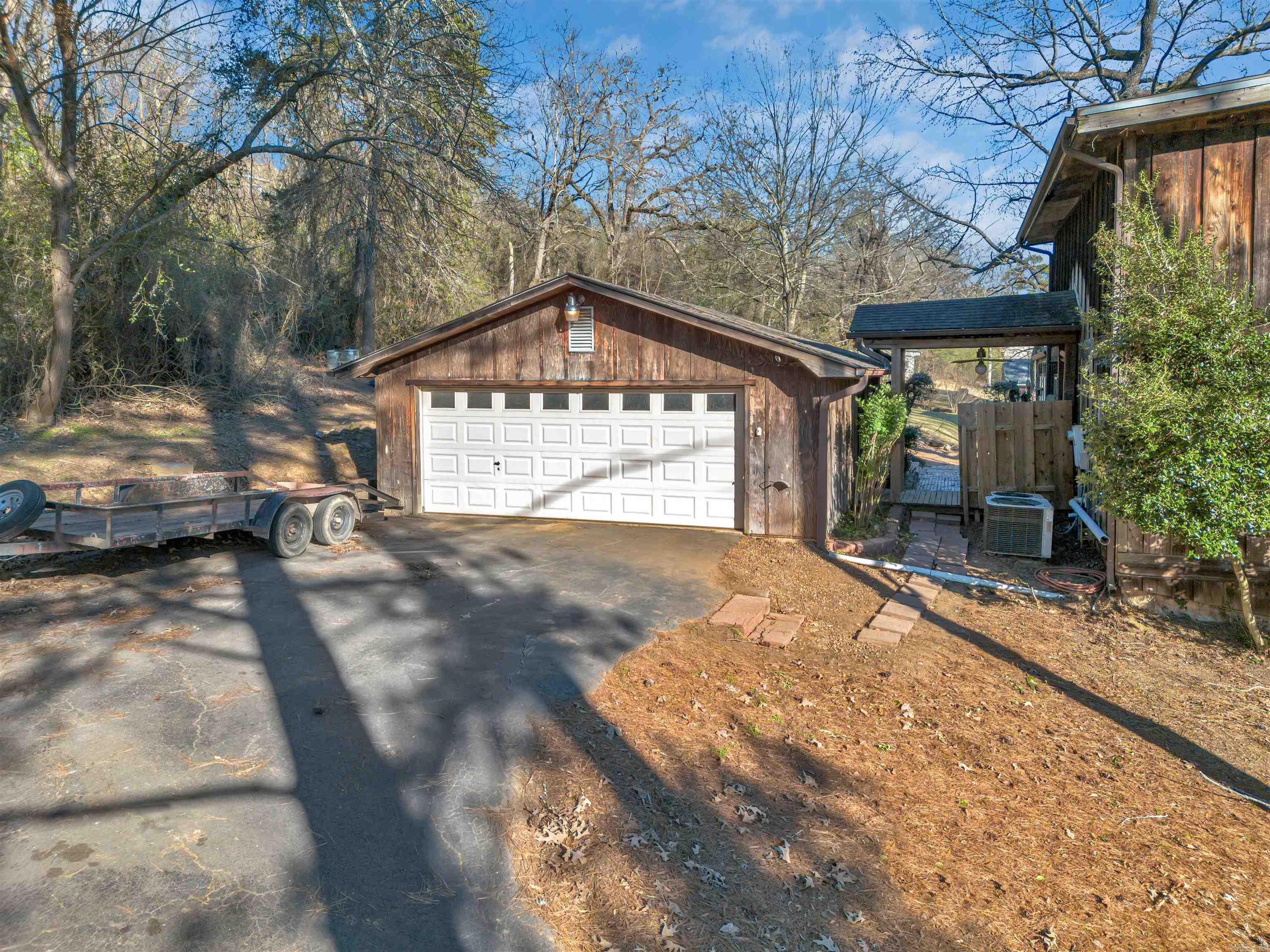 9 W Winthrop  Morrilton, AR