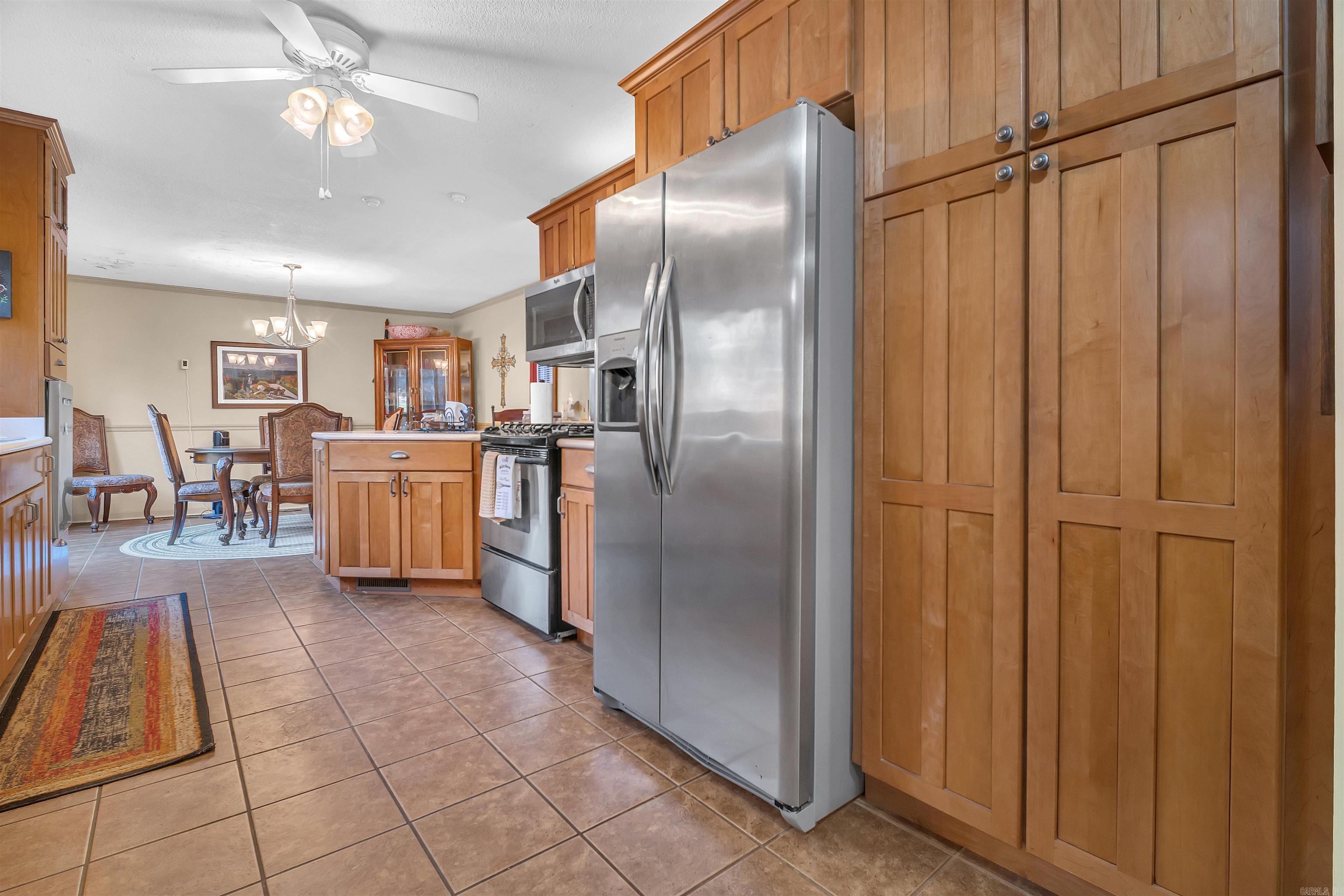 9 W Winthrop  Morrilton, AR