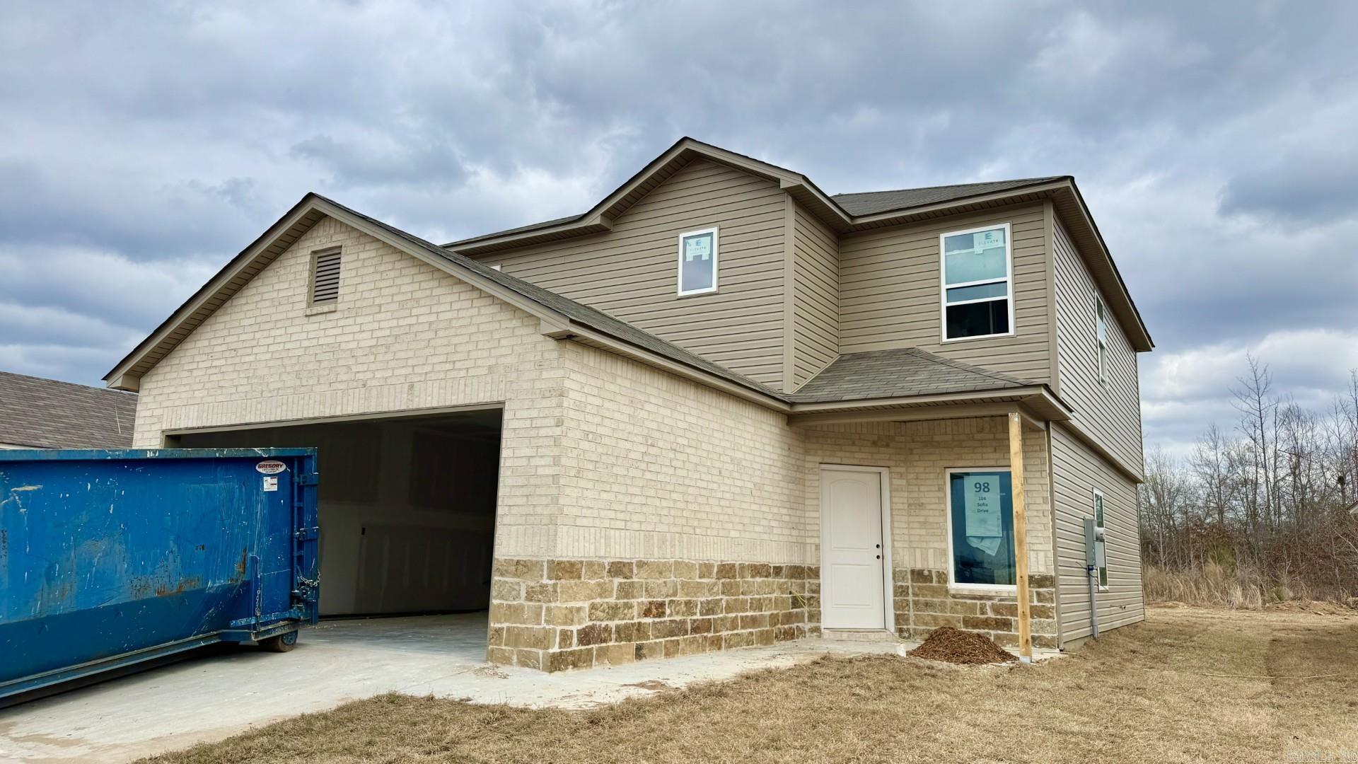 104 Sofia Drive Maumelle, AR 72113