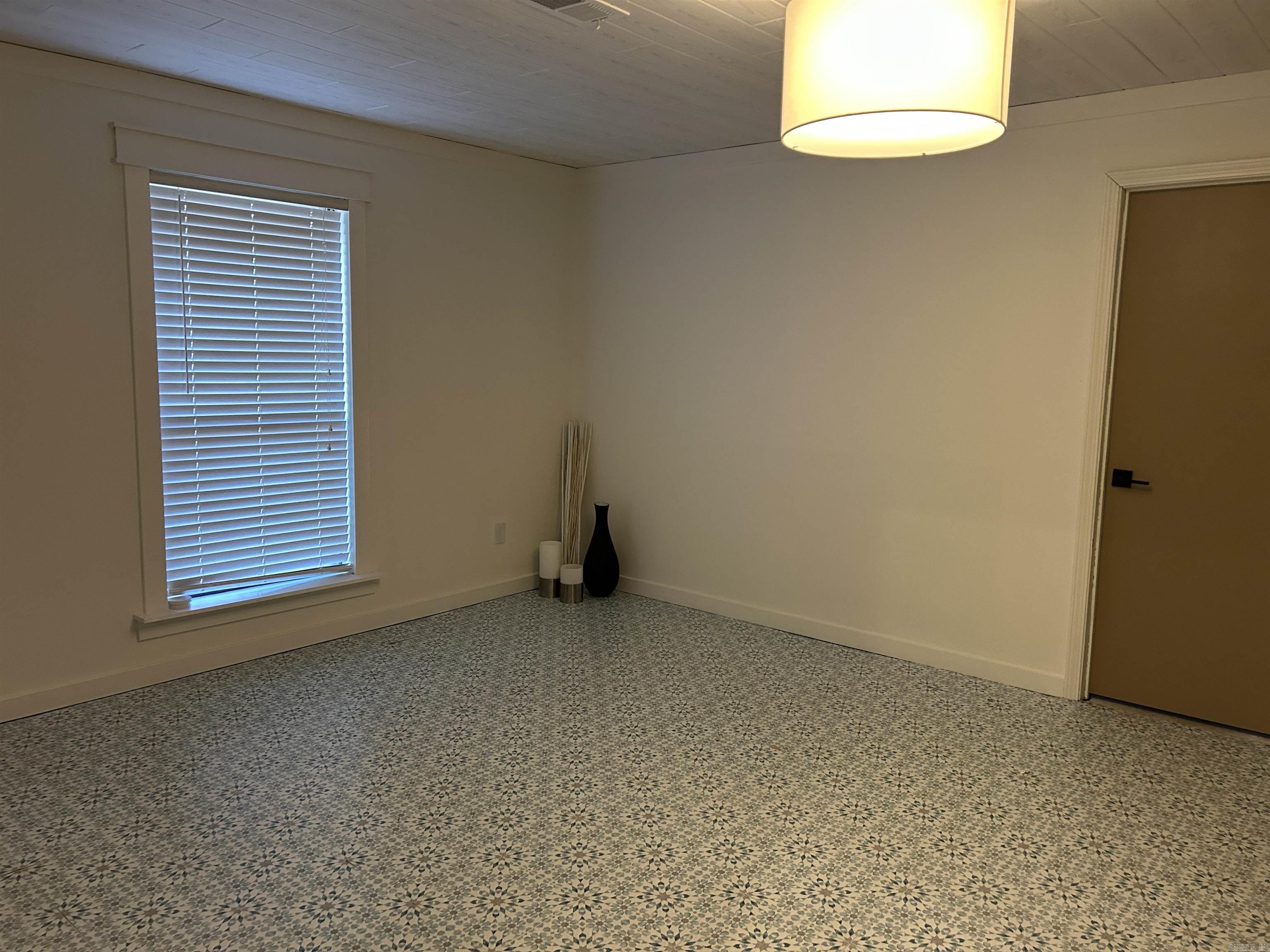 41 Tucker Creek  Conway, AR