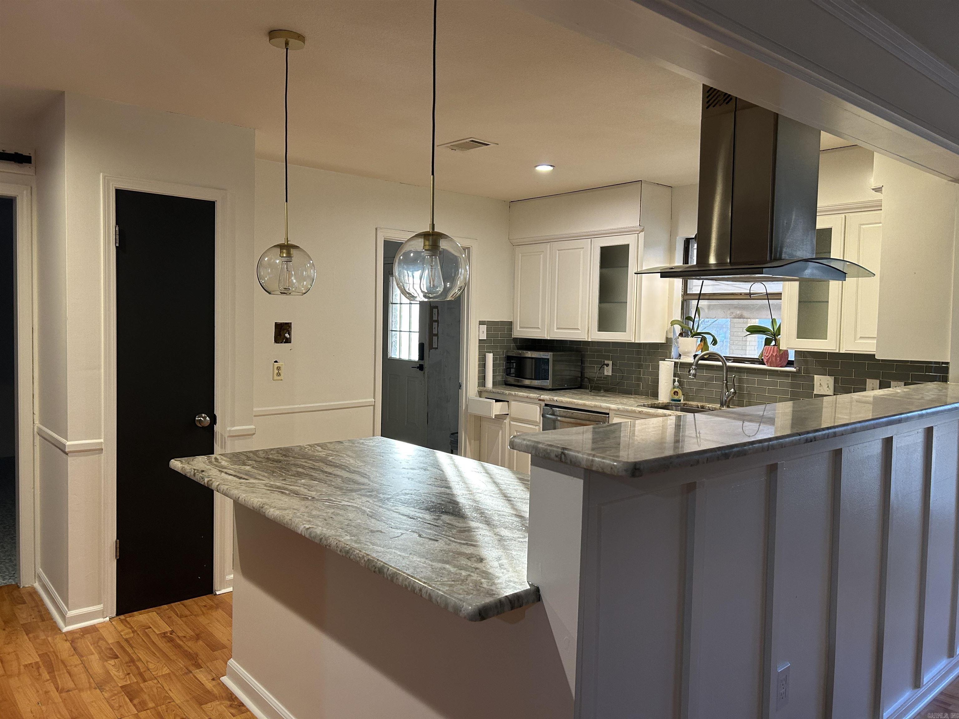 41 Tucker Creek  Conway, AR