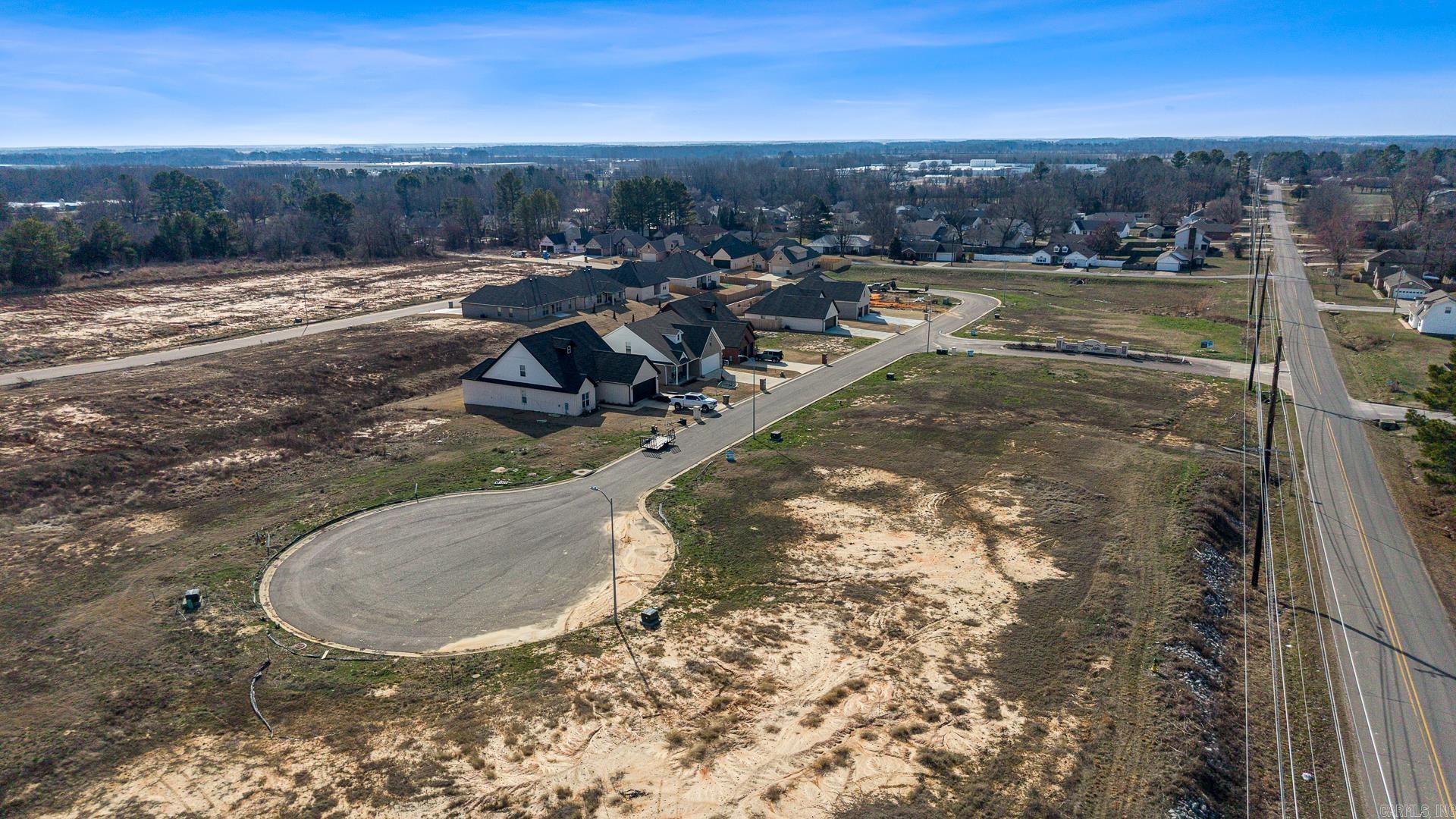 28 LOTS SIERRA HILLS SUBDVISION MULTIPLE LOTS PH 1 SIERRA HILLS SUB Paragould, AR