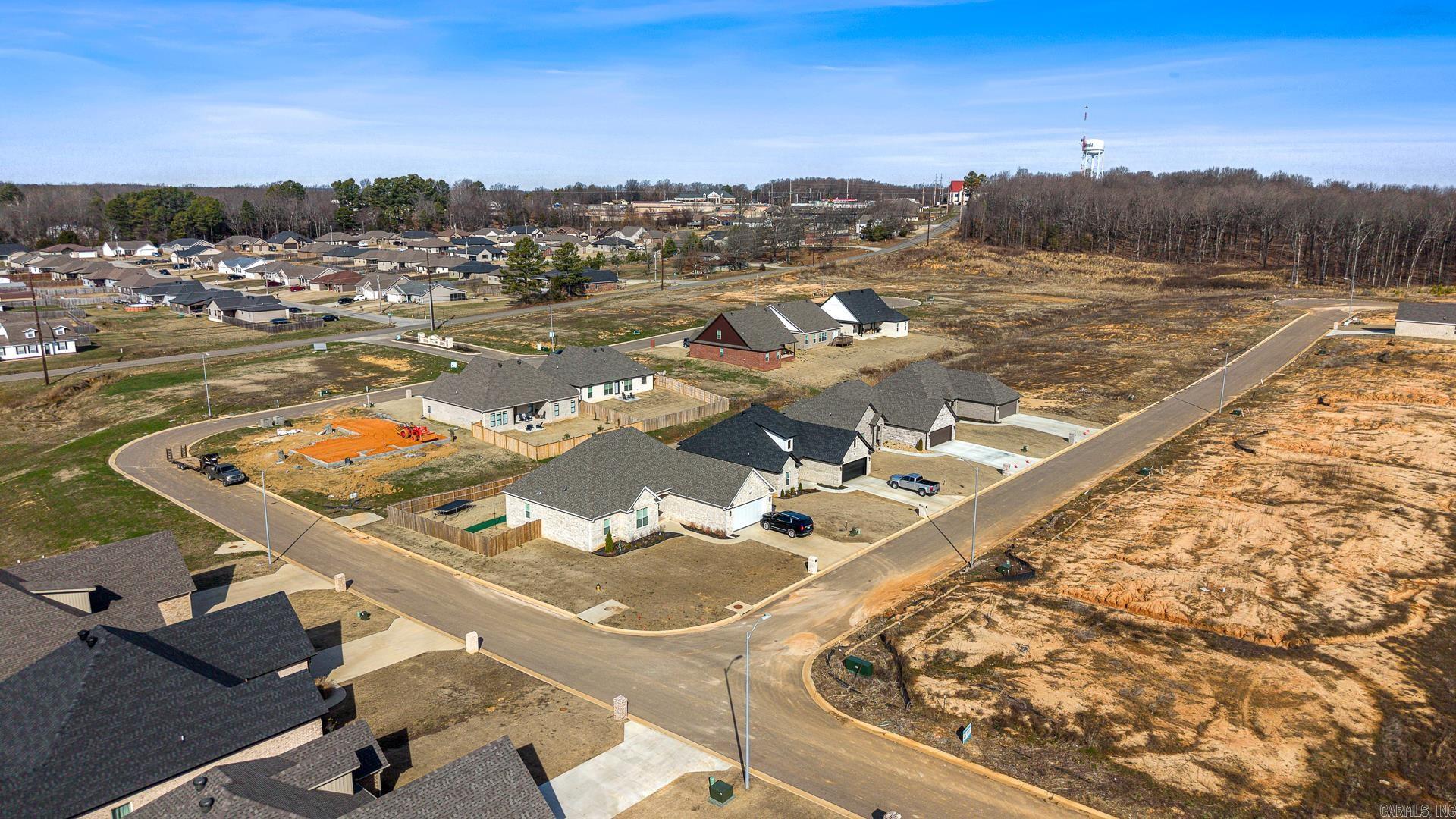 28 LOTS SIERRA HILLS SUBDVISION MULTIPLE LOTS PH 1 SIERRA HILLS SUB Paragould, AR