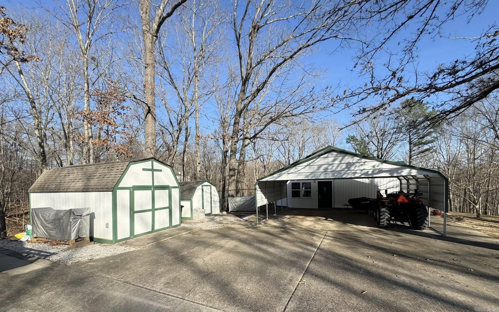 625 N Ridgeview  Mountain View, AR