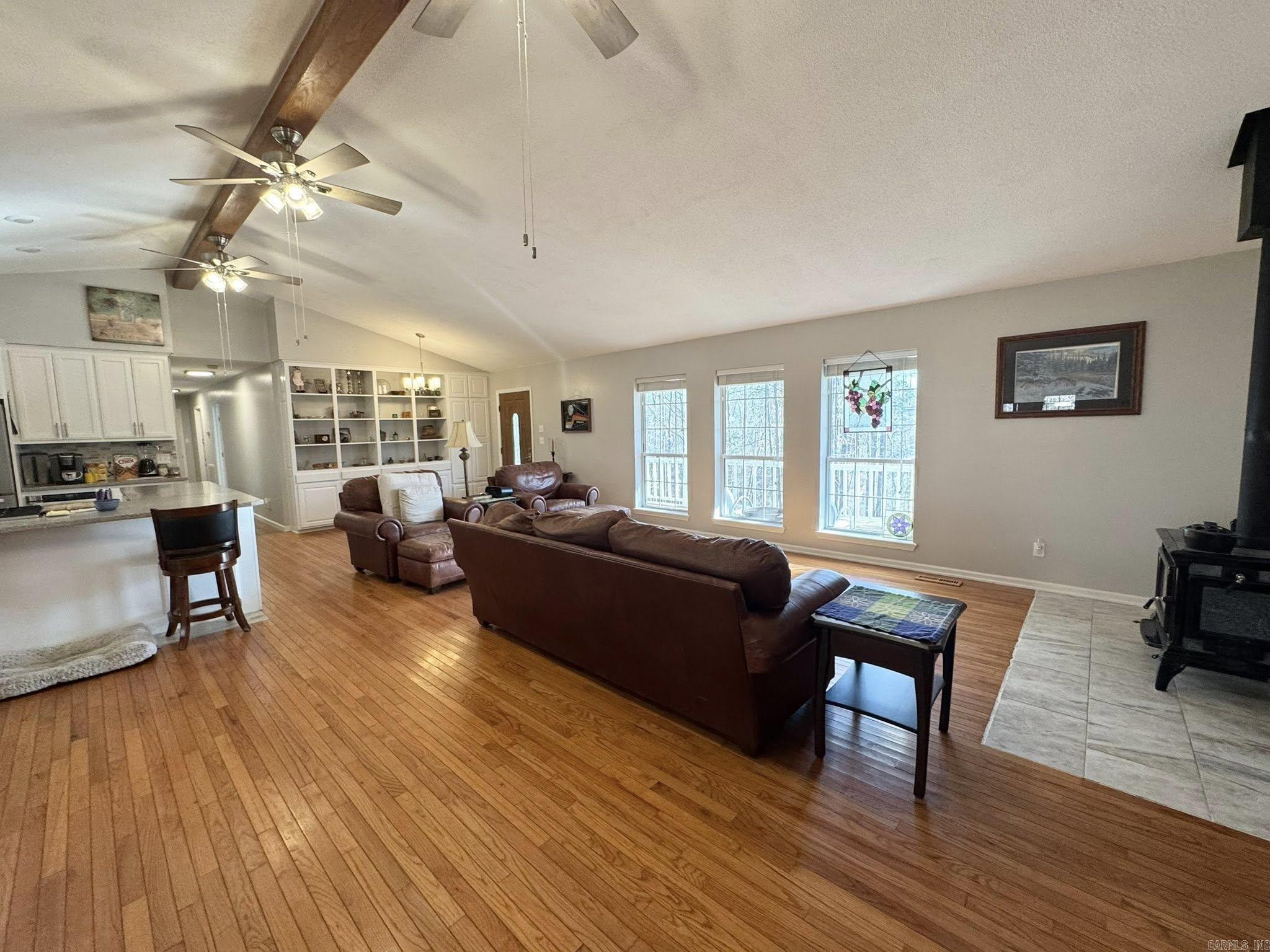 625 N Ridgeview  Mountain View, AR