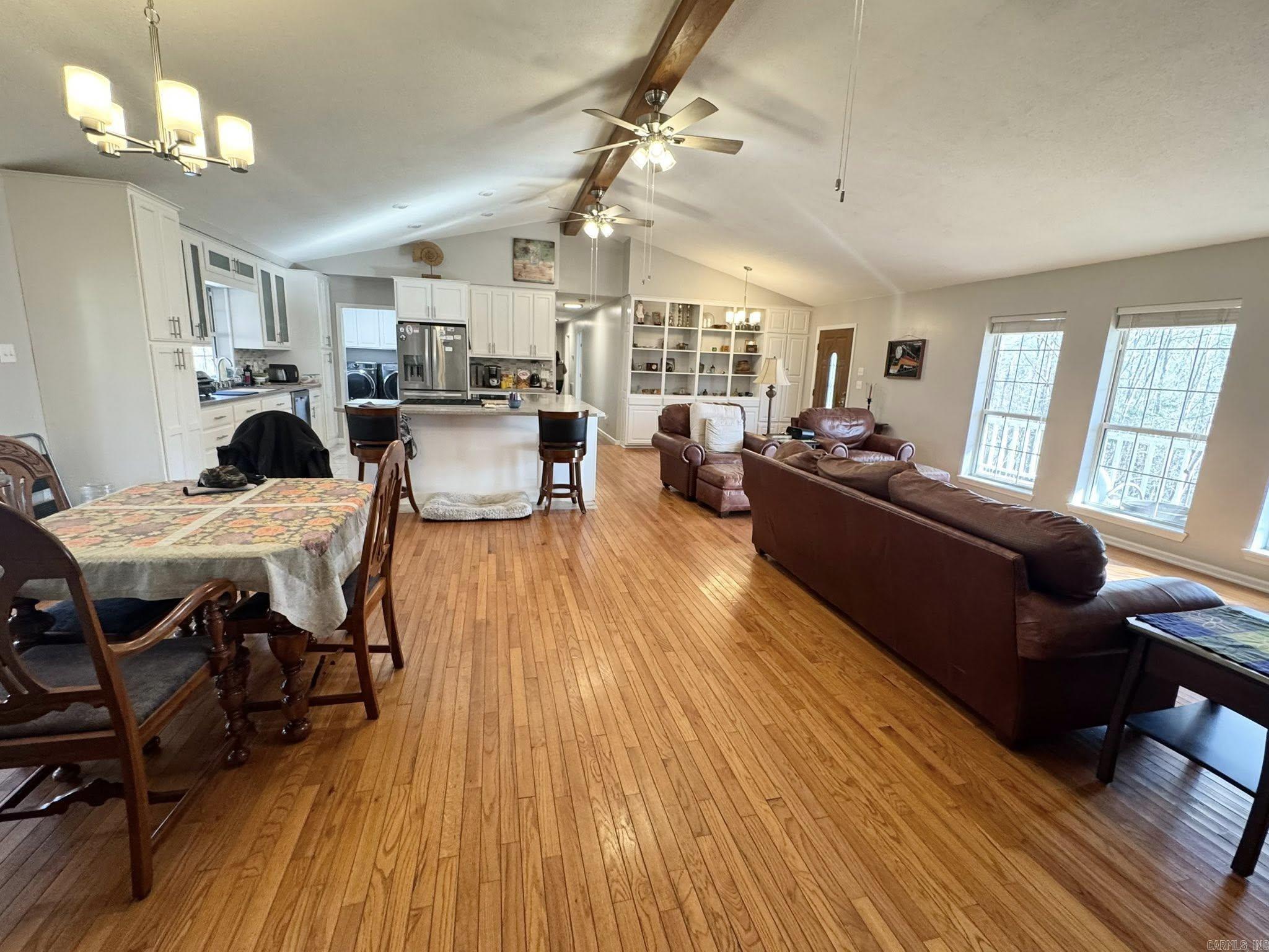 625 N Ridgeview  Mountain View, AR