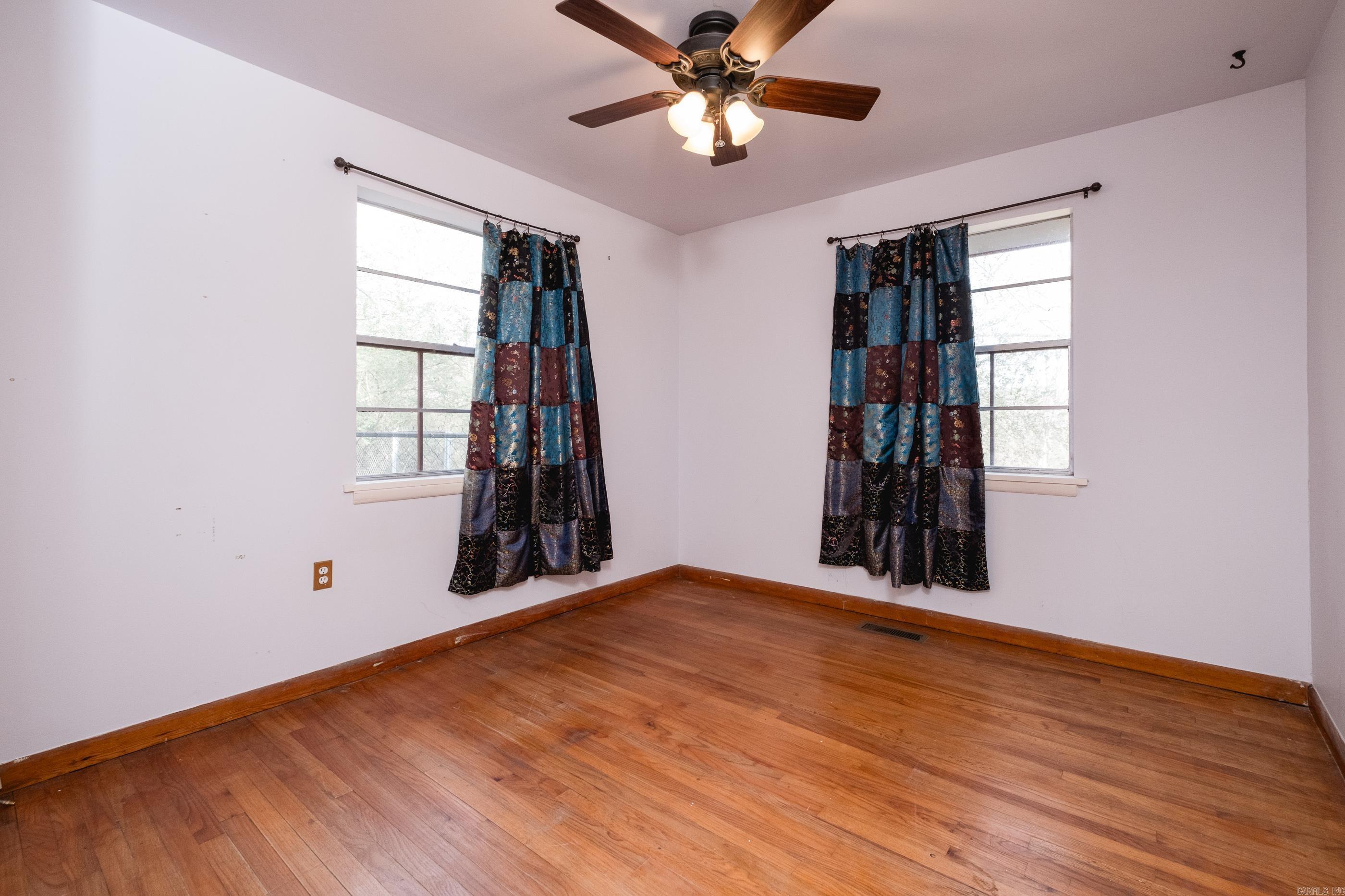 4410 Garrison  Little Rock, AR