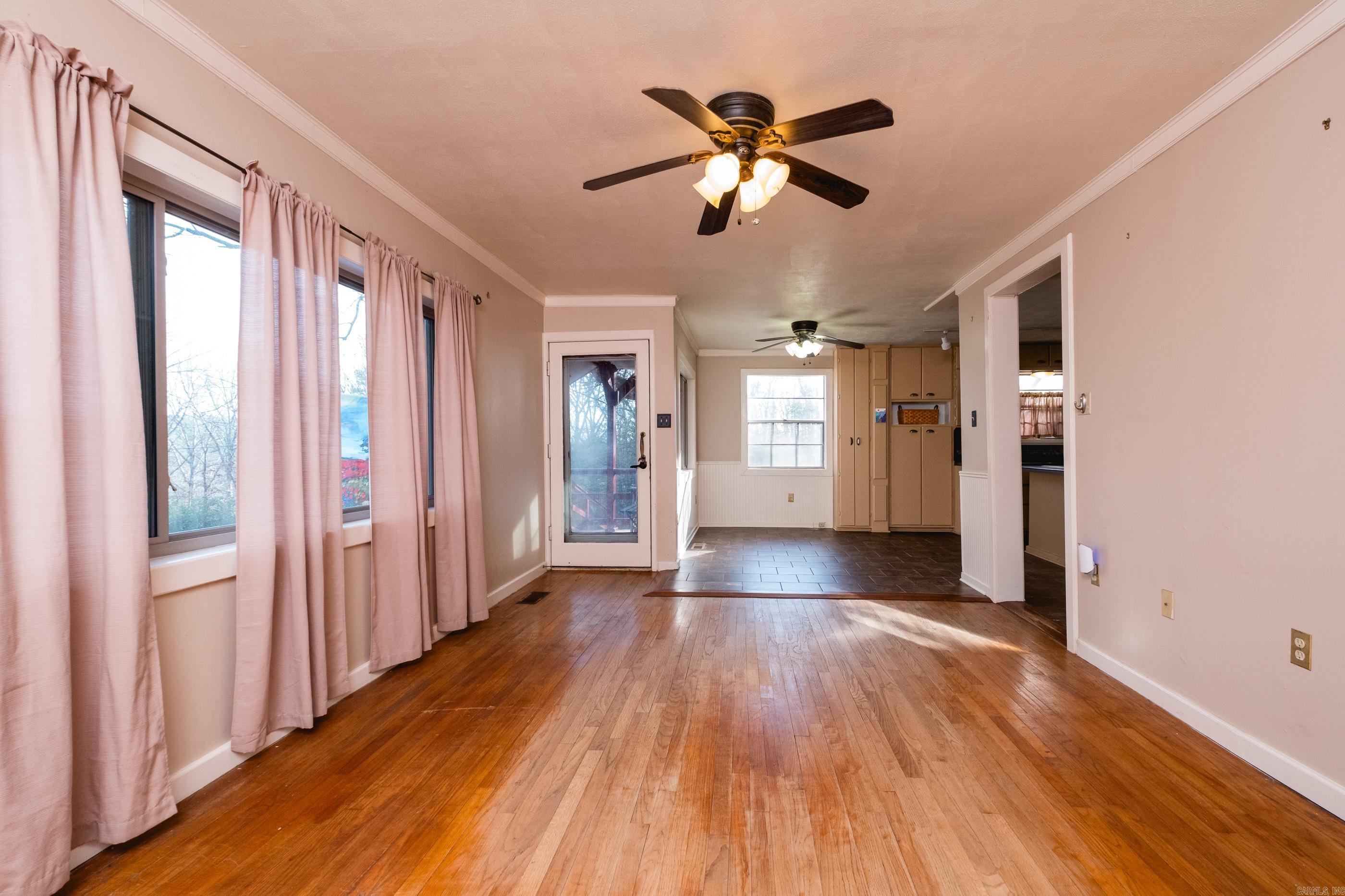 4410 Garrison  Little Rock, AR