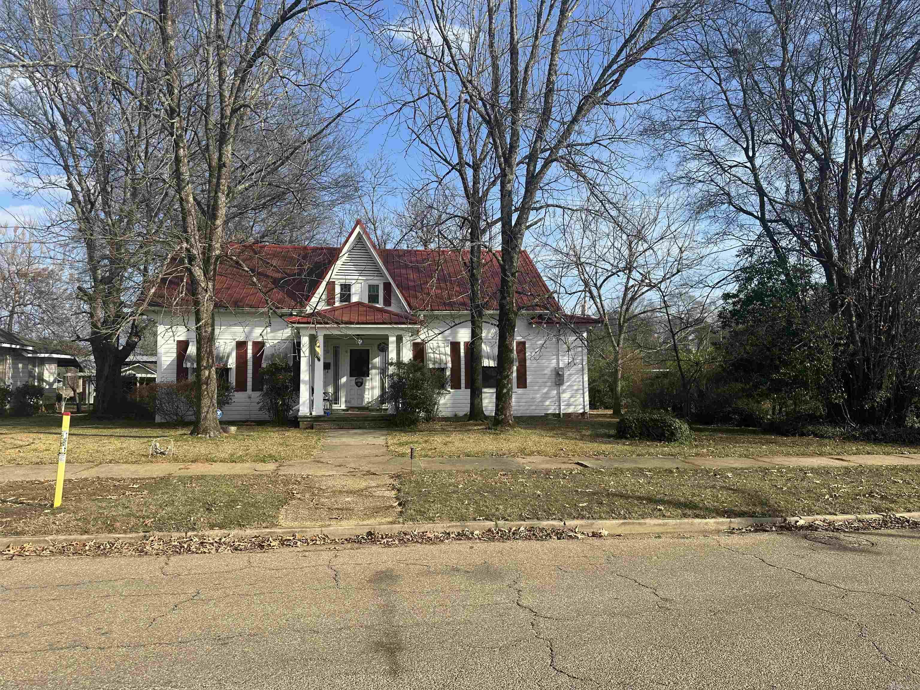 301 Chestnut  Warren, AR