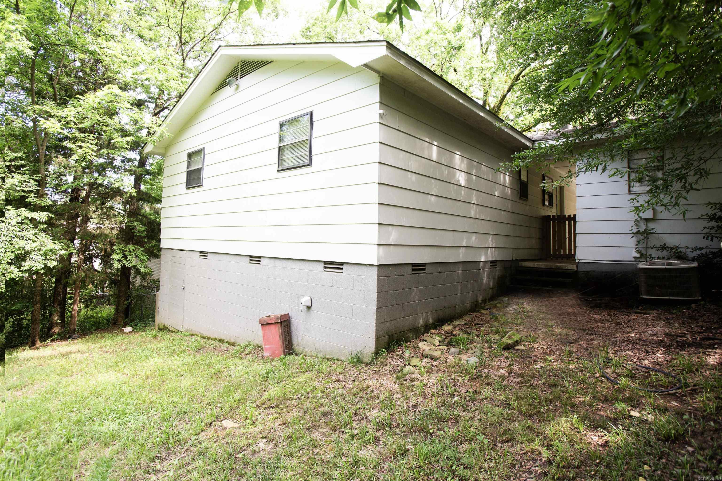 7208 Illinois  Little Rock, AR