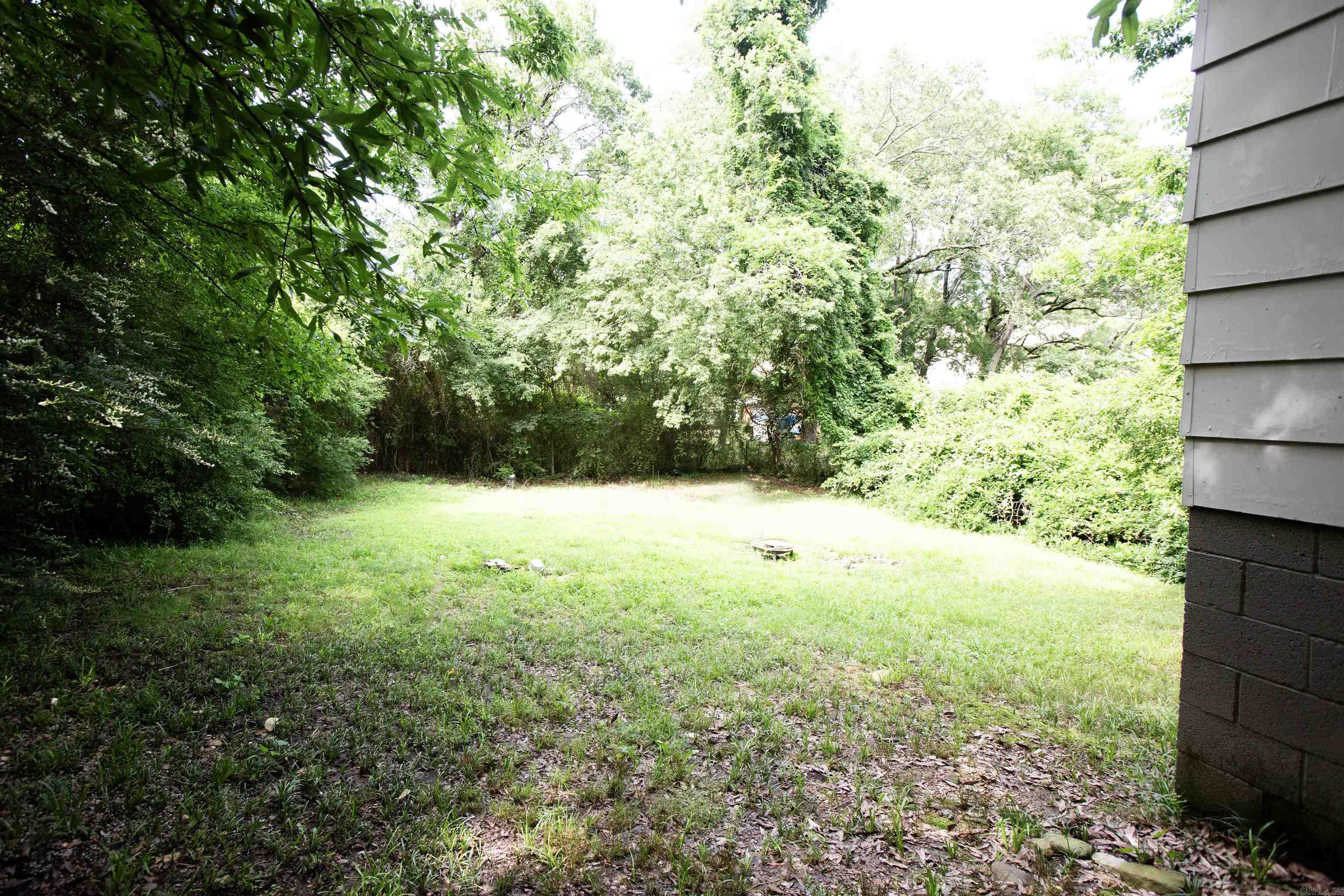 7208 Illinois  Little Rock, AR