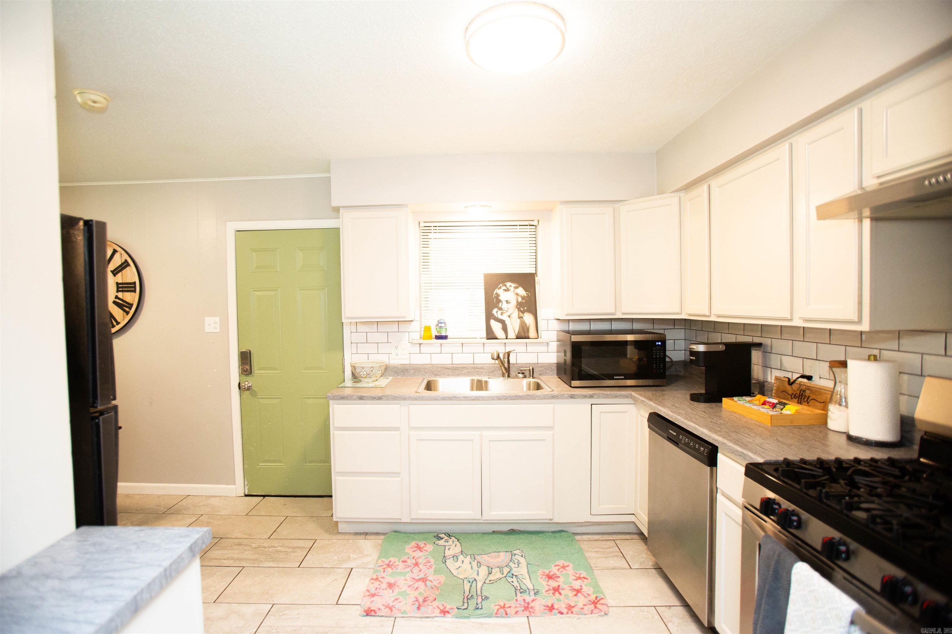 7208 Illinois  Little Rock, AR