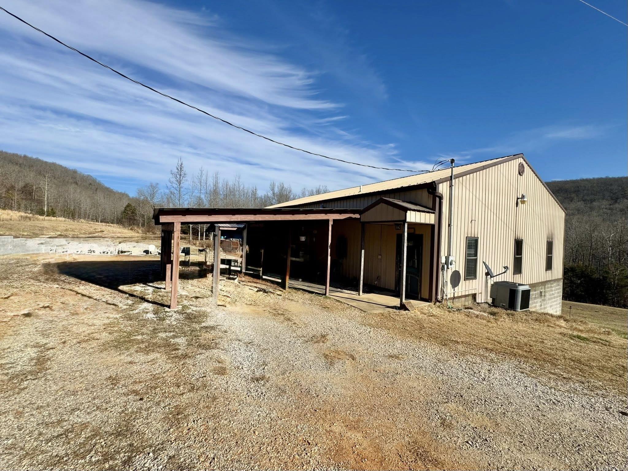 7099 S Hwy 9  Mountain View, AR