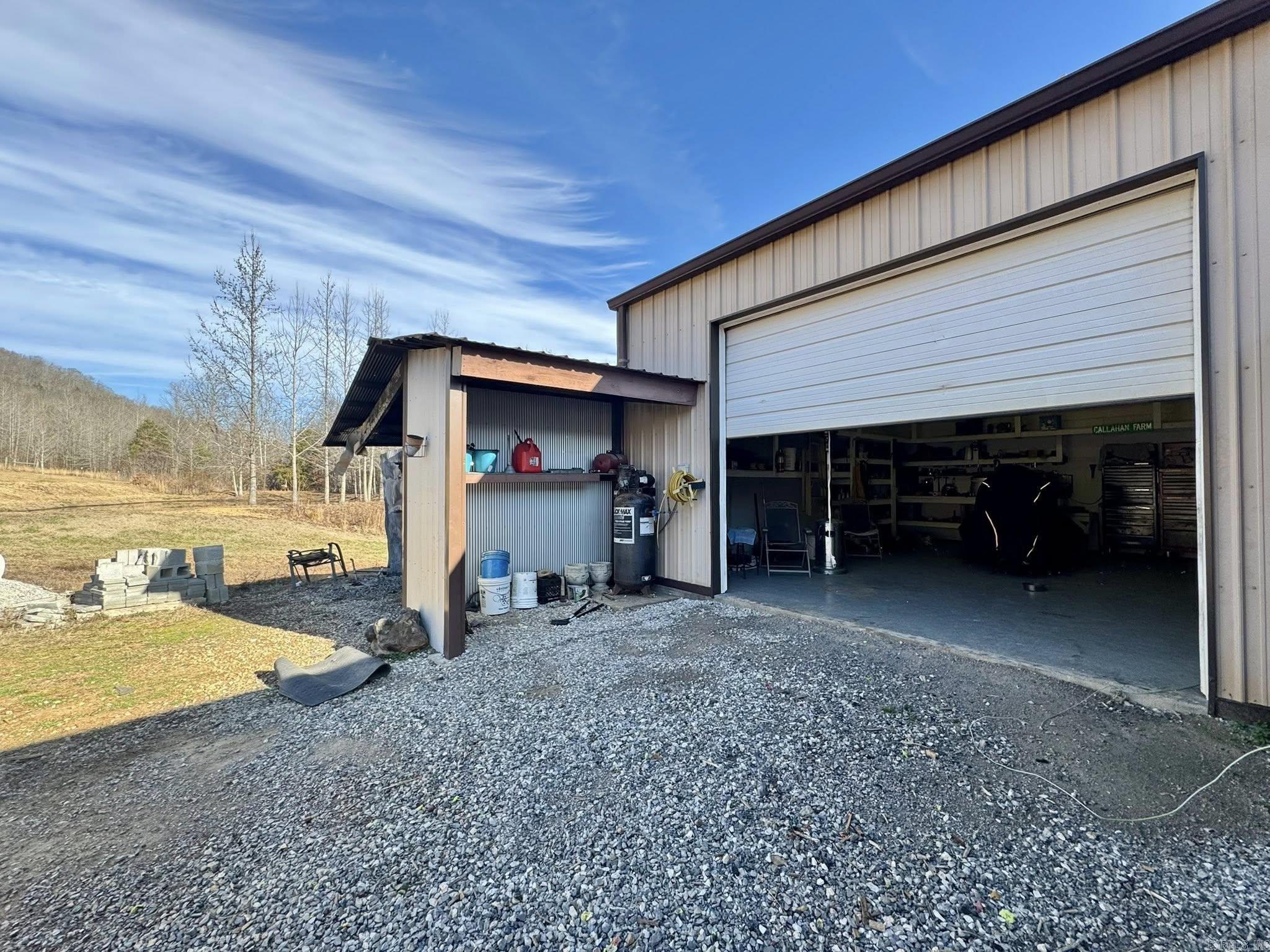 7099 S Hwy 9  Mountain View, AR