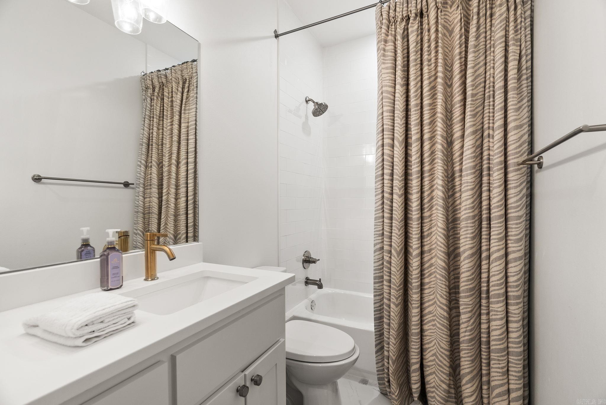 6700 Hawthorne  Little Rock, AR