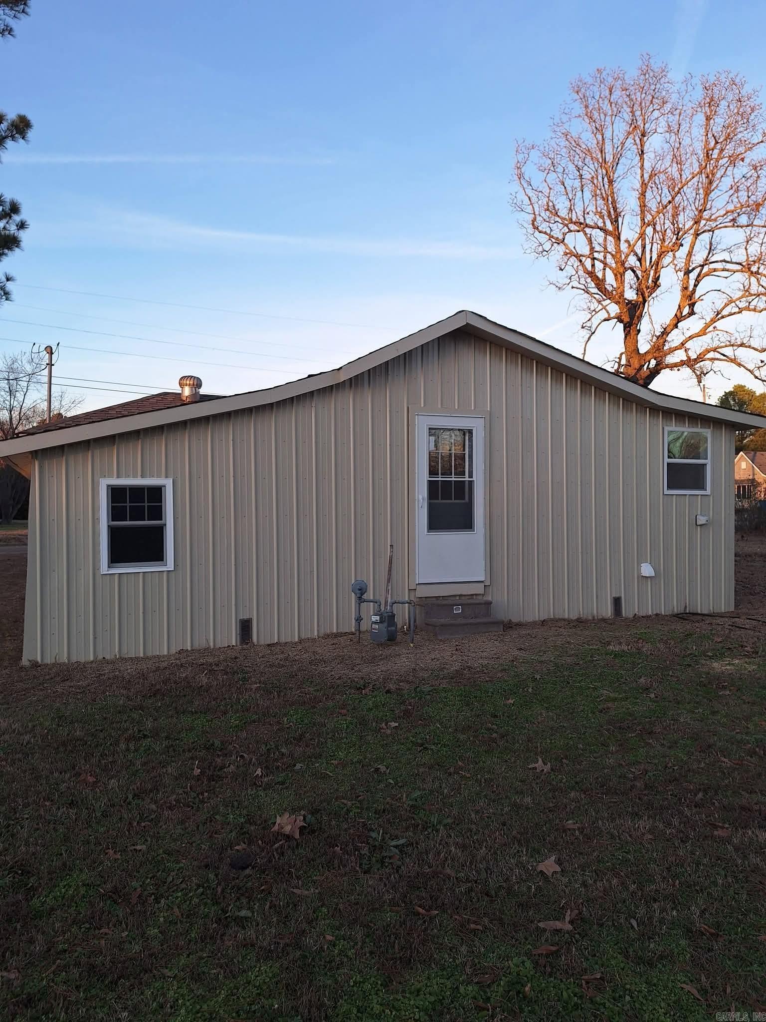 508 E 5th  Rector, AR