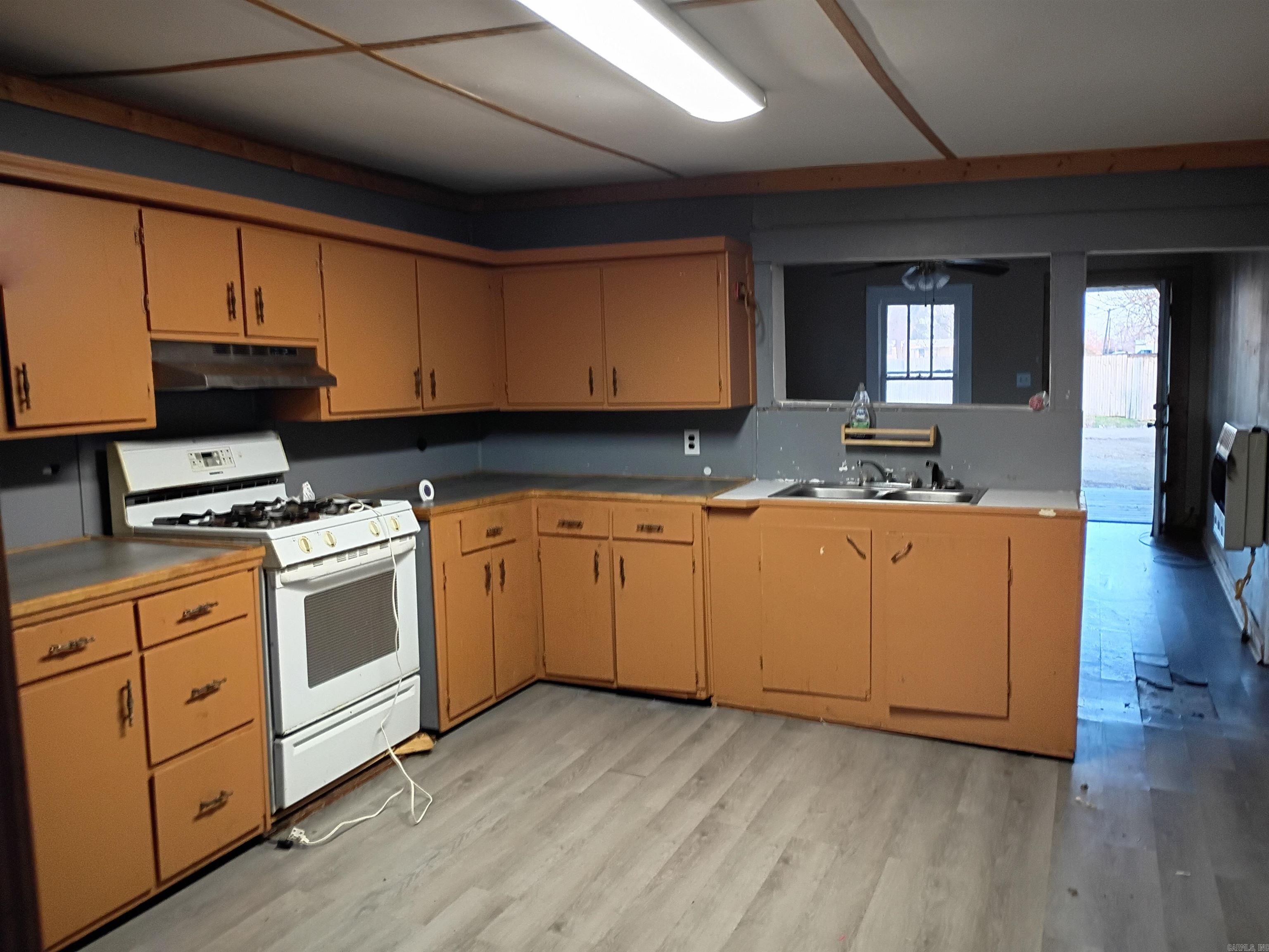 1102 S Stewart  Rector, AR