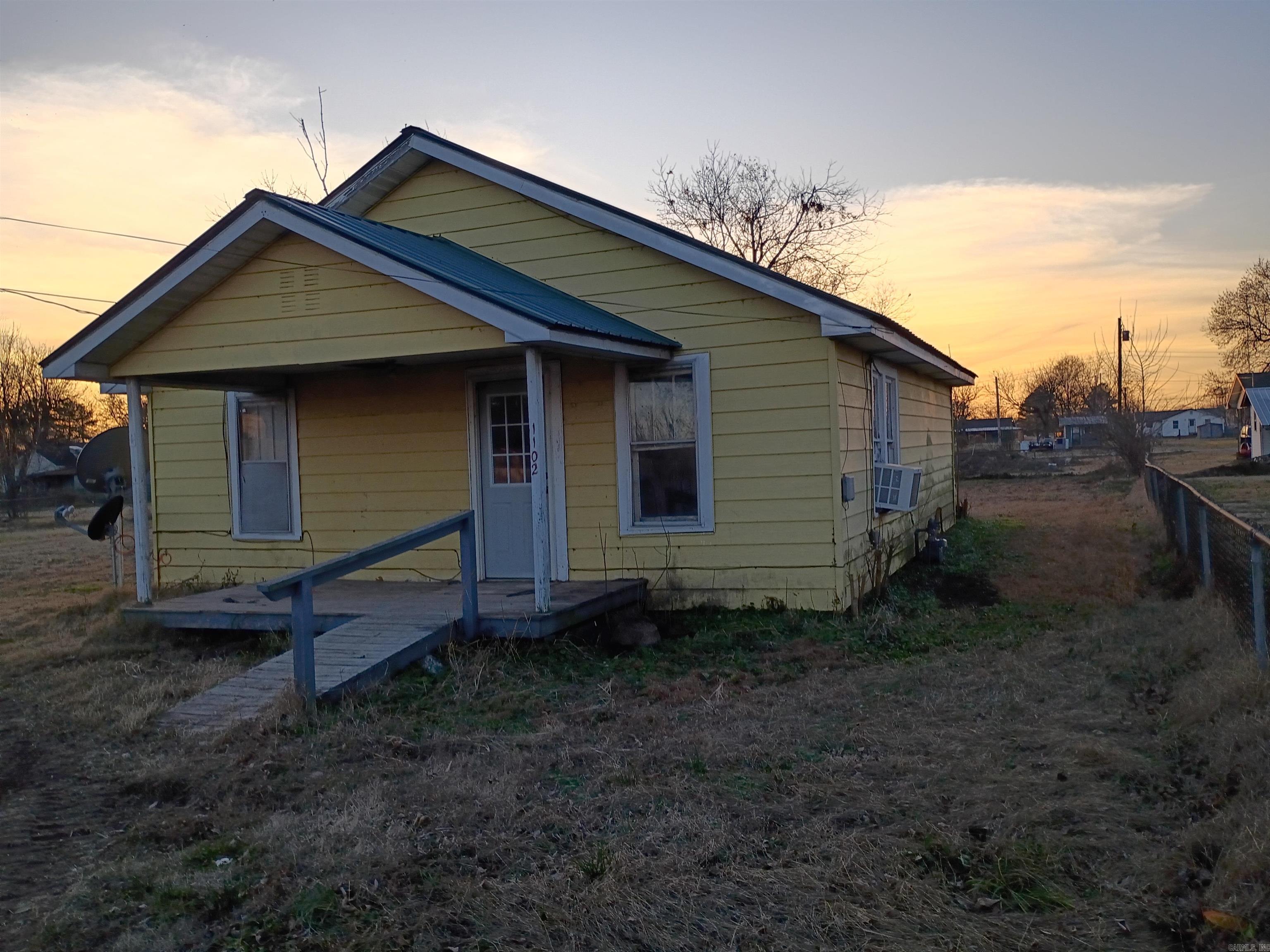 1102 S Stewart  Rector, AR