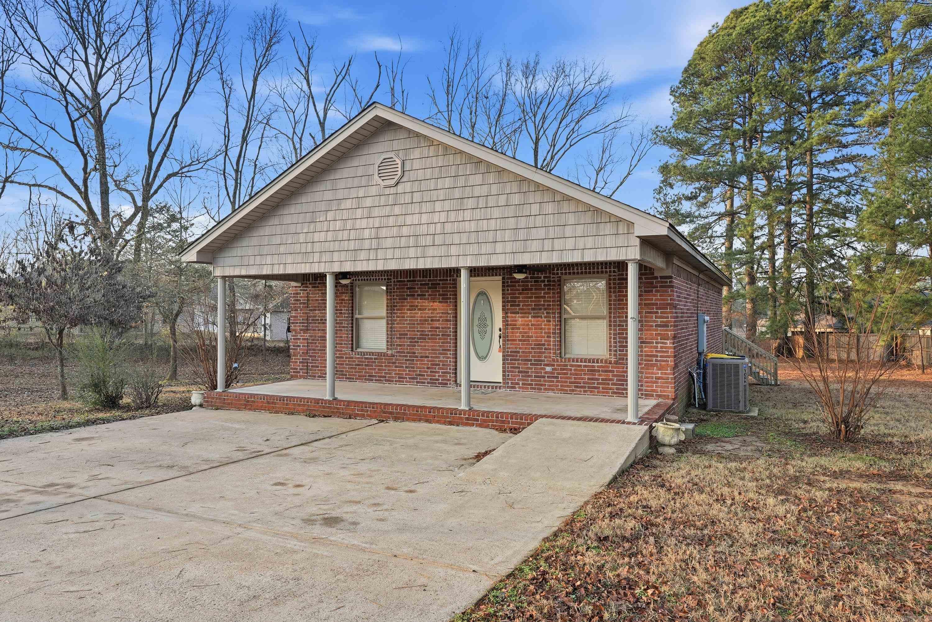 29 McClellan  Cabot, AR
