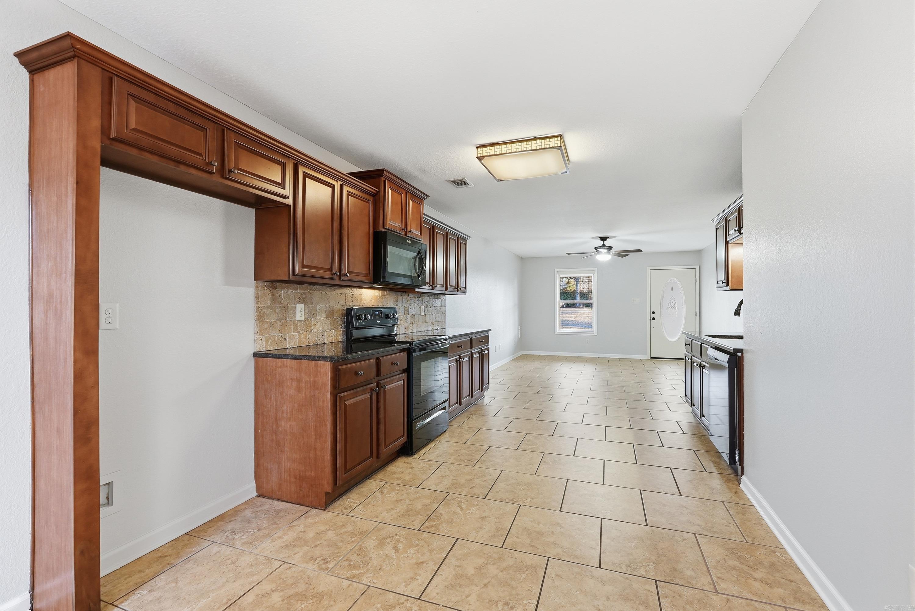 29 McClellan  Cabot, AR