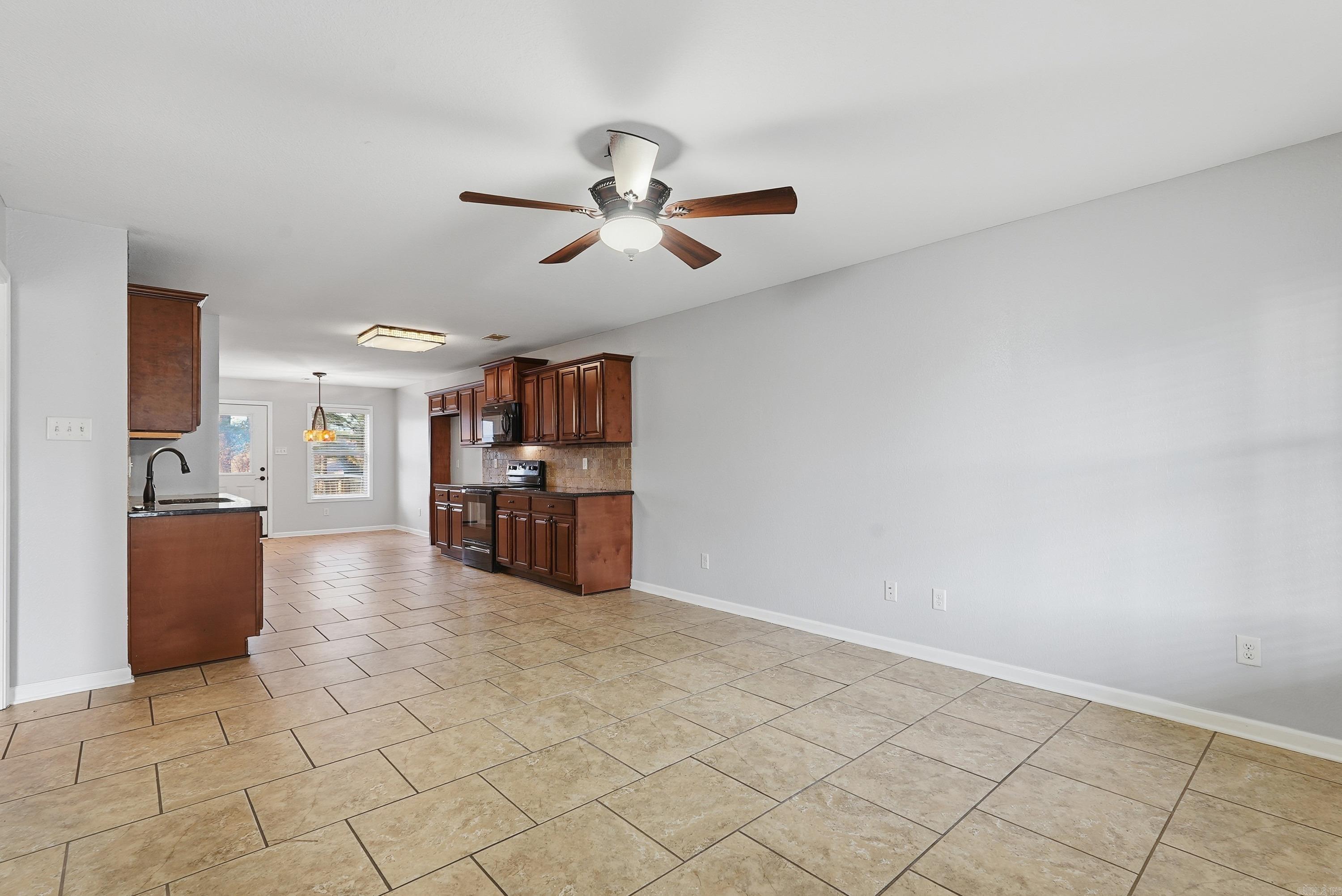 29 McClellan  Cabot, AR