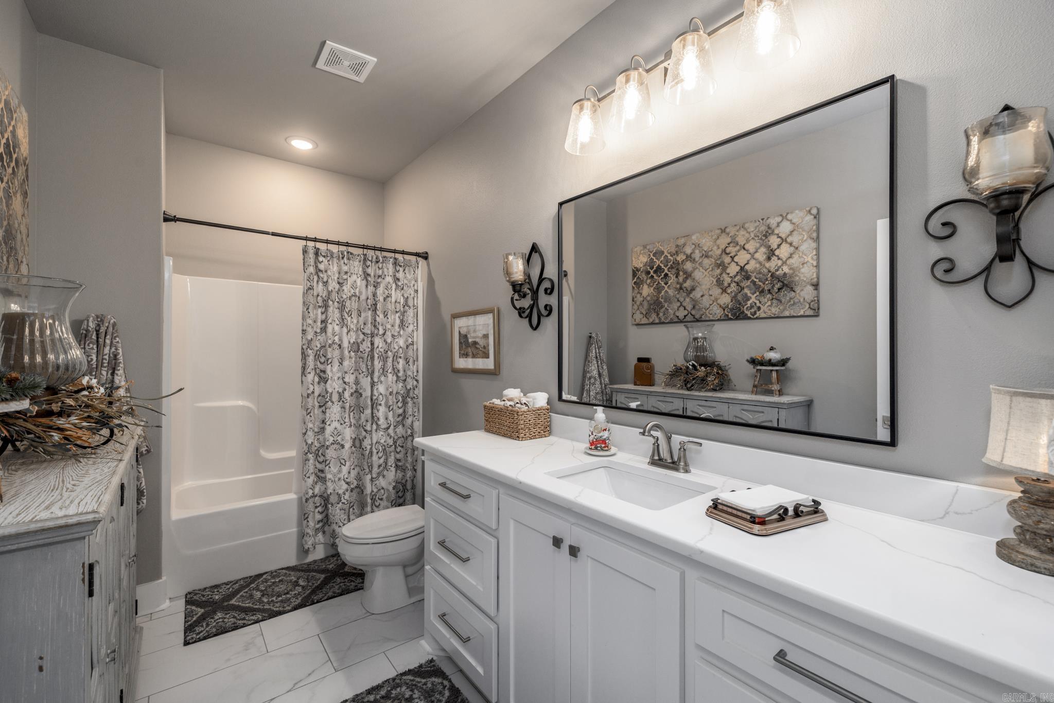 27 Sacedon Way  Hot Springs Village, AR