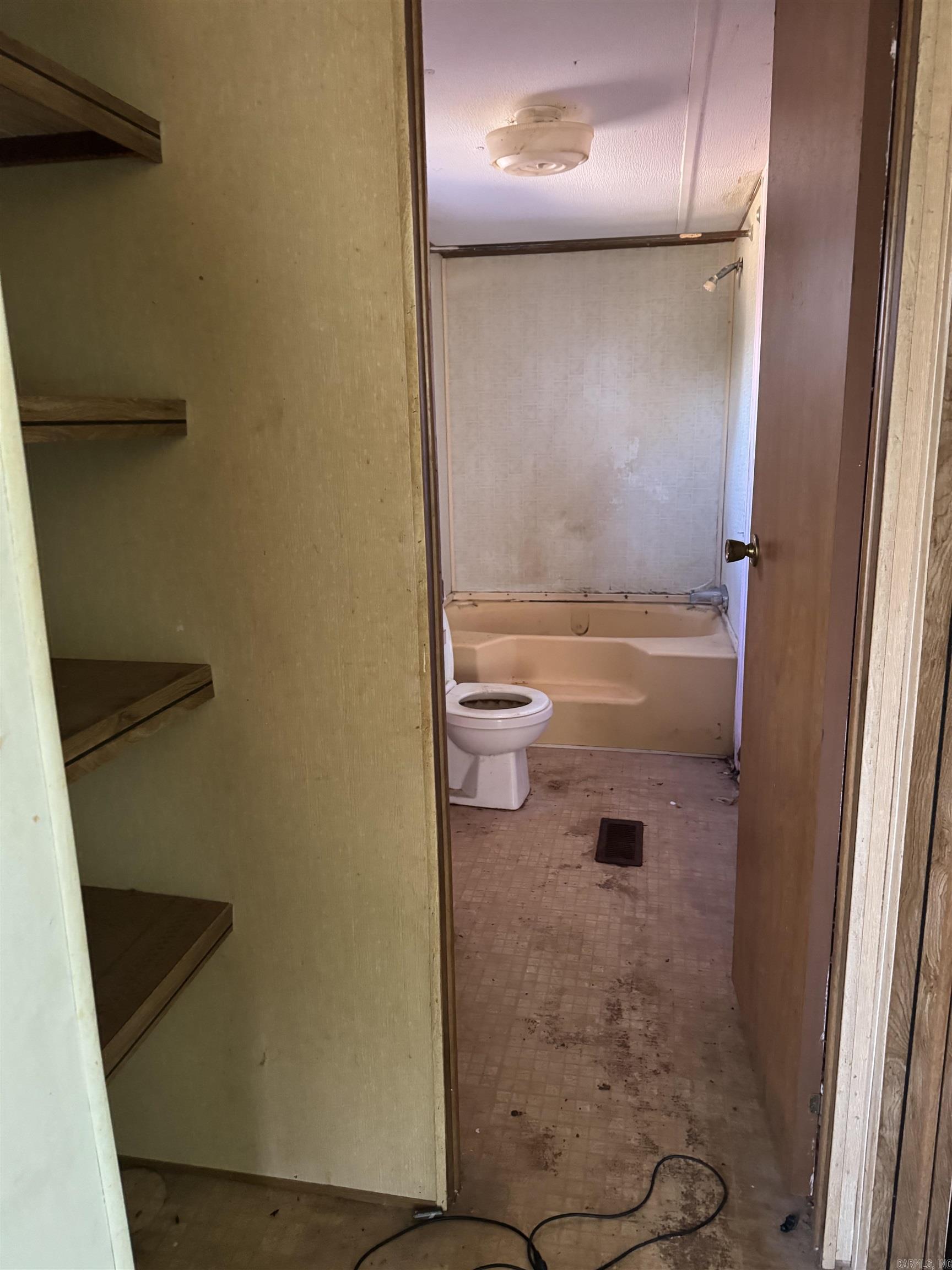 425 Meade  Batesville, AR